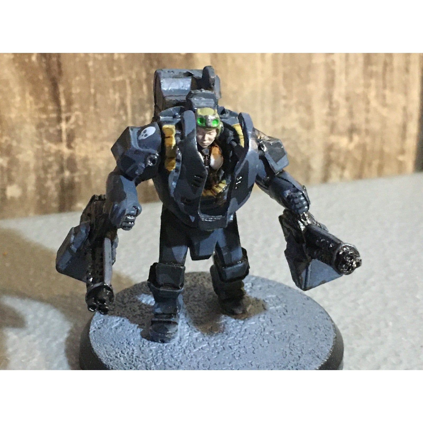 A33512 RACKHAM AT-43 UNA LIEUTENANT G EPSTONE MINIATURE W CARD