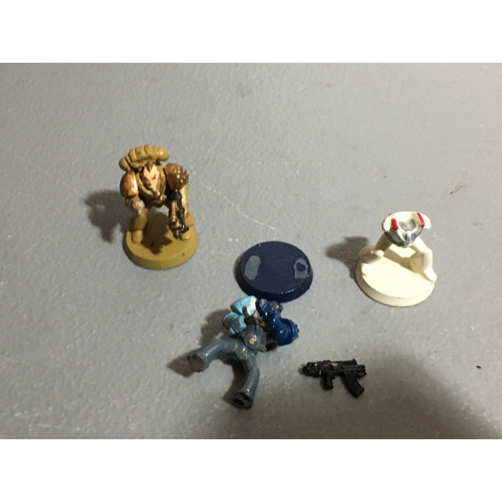 A19983 WARHAMMER 40K SPACE MARINES ROGUE TRADER RTB01 3 PK INCOMPLETE