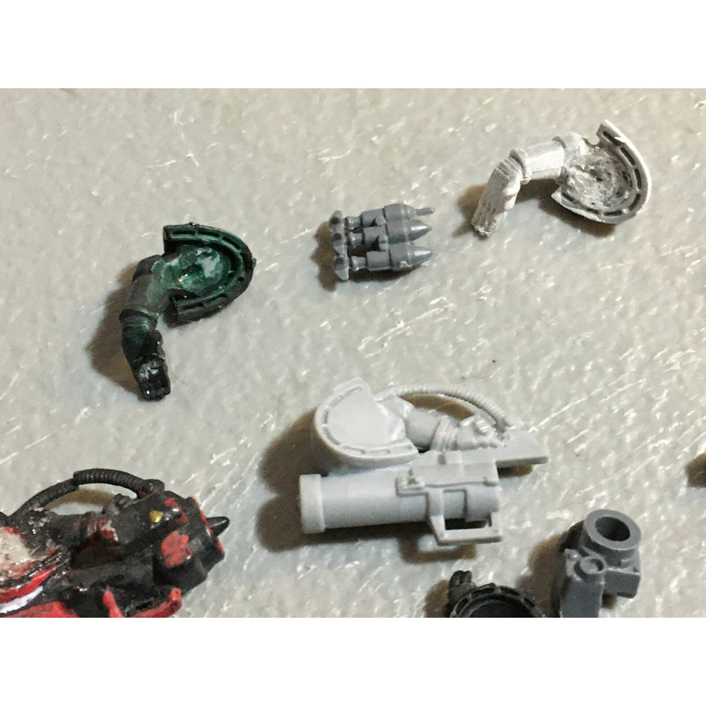 A23160 WARHAMMER 40K SPACE MARINES BITS LOT MIXED MISSILE BOLT GAMES WORKSHOP GW