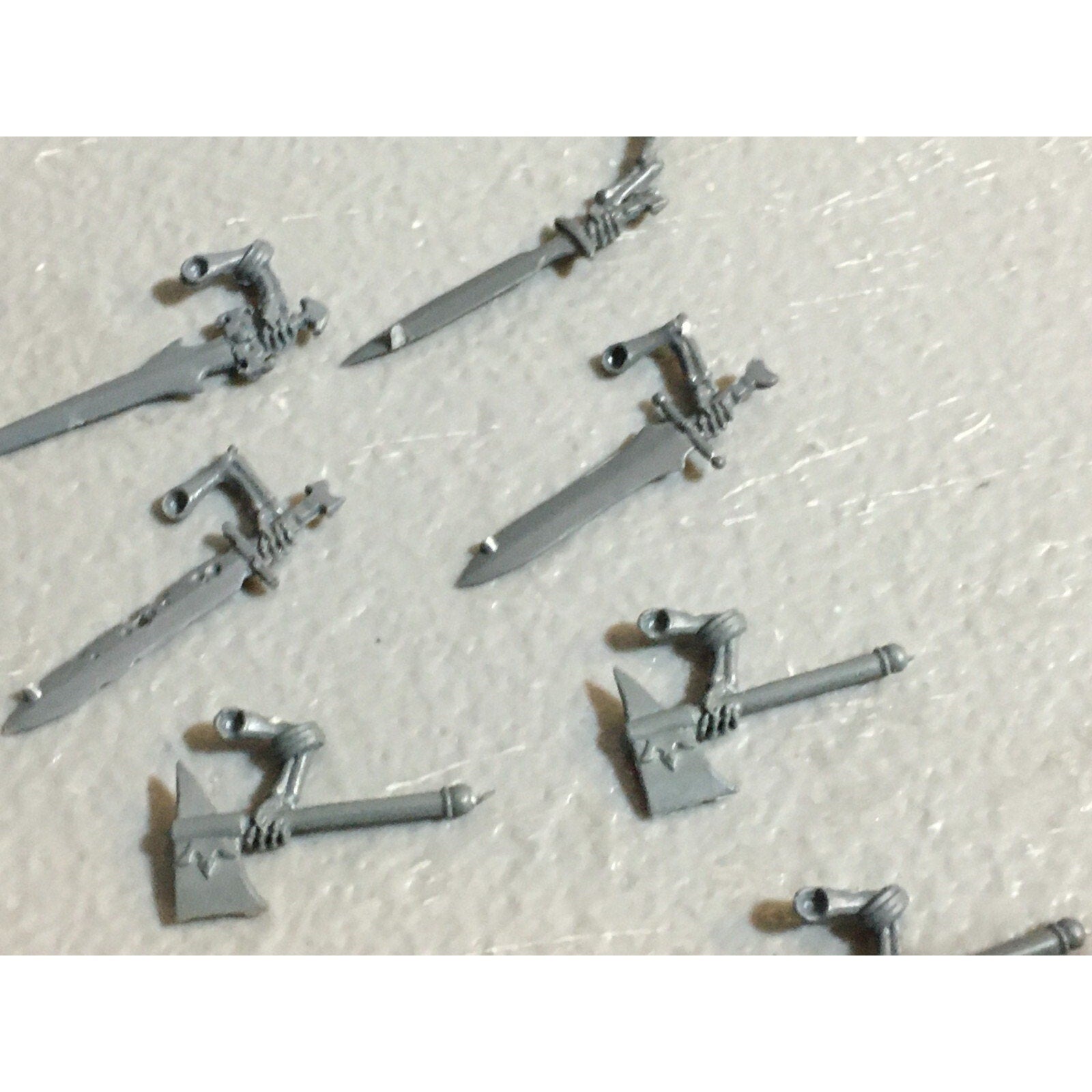 A23417 WARHAMMER FANTASY VAMPIRE COUNTS BITS LOT SKELETON WIGHT SWORD AXE ARM GW