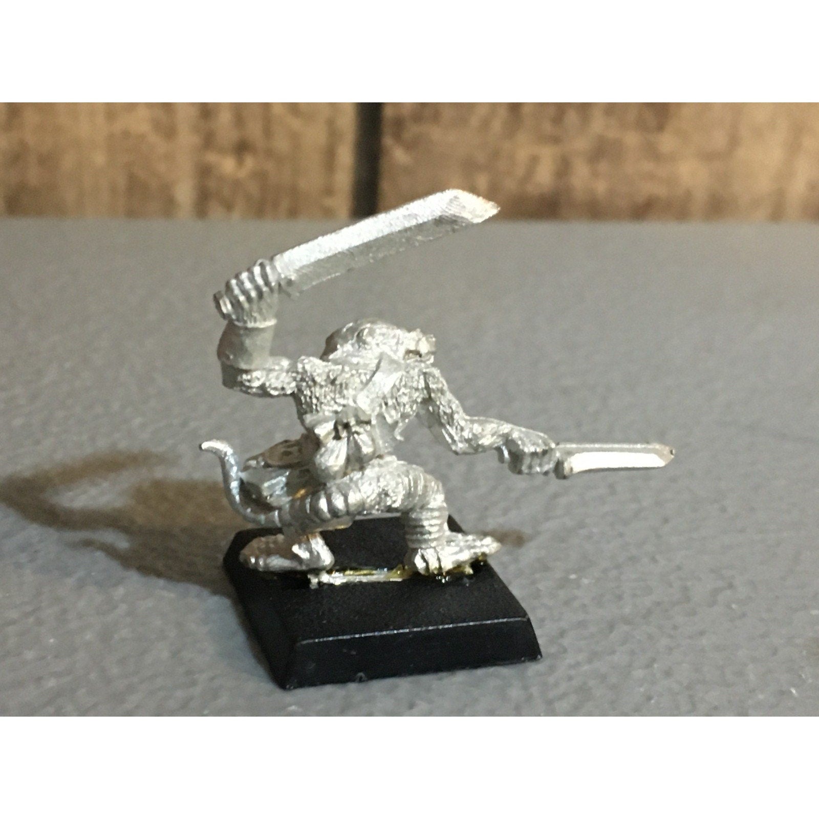 A28711 WARHAMMER OLD WORLD FANTASY SKAVEN METAL MORDHEIM NIGHT RUNNER GW