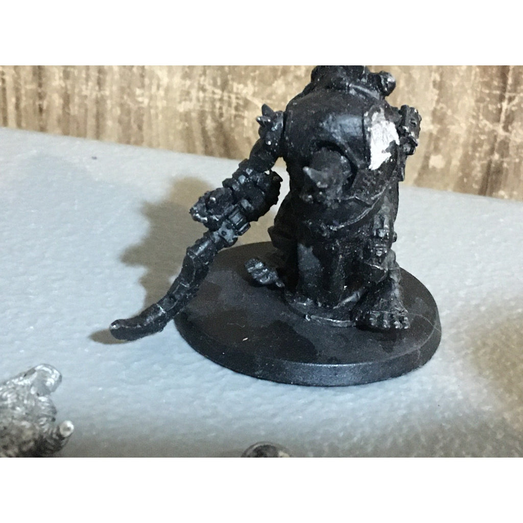 A32532 UNKNOWN METAL MINIATURES INCOMPLETE LOT HUMAN ELF WARRIOR