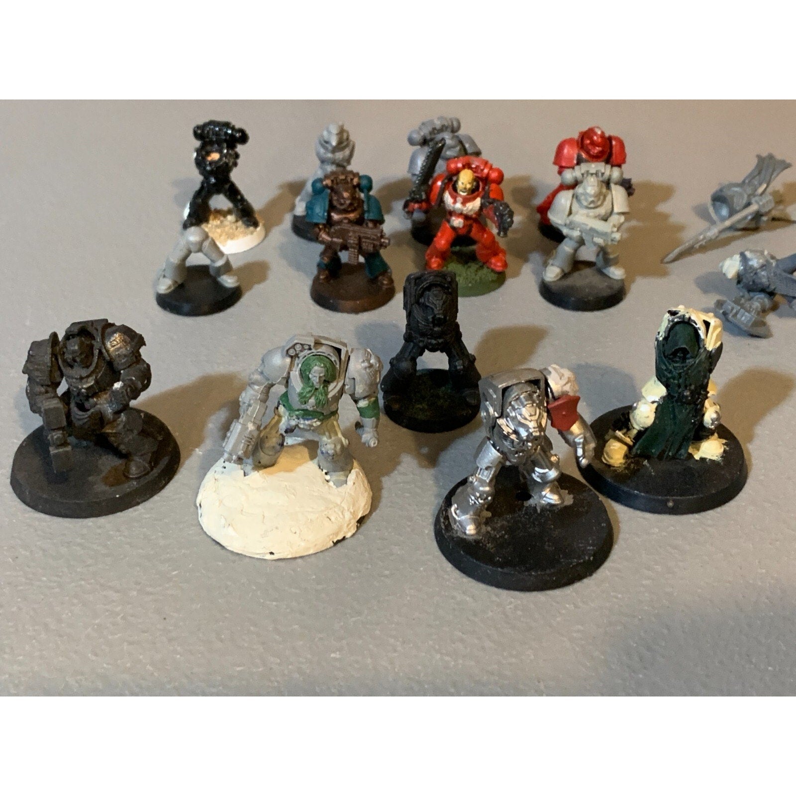 A23056 WARHAMMER 40K SPACE MARINES BITS LOT INCOMPLETE TERMINATOR TACTICAL