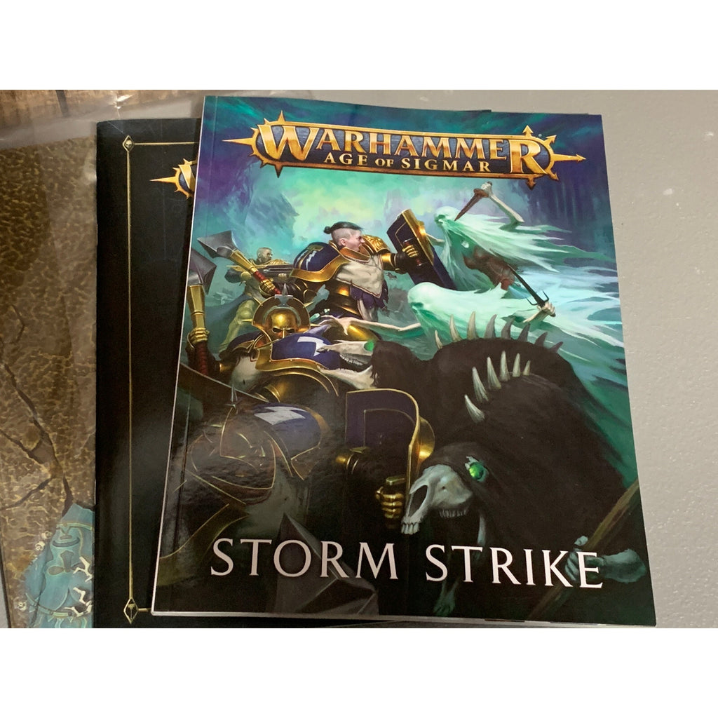 A6862 WARHAMMER AOS STORM STRIKE MANUAL + CORE RULES & PLAYMAT