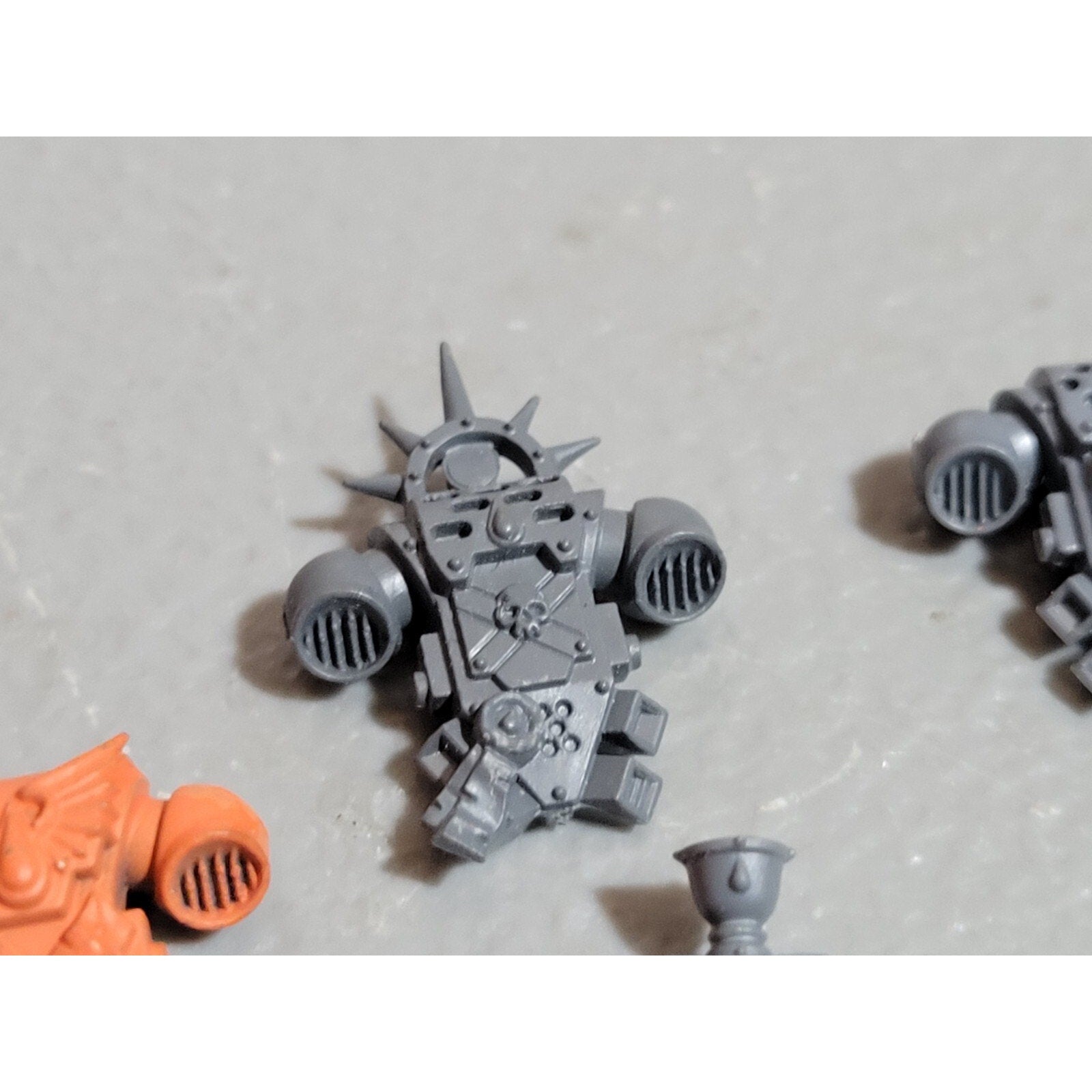 A19069 WARHAMMER 40K SPACE MARINES BLOOD ANGELS BACKPACK 11 PK BITS LOT