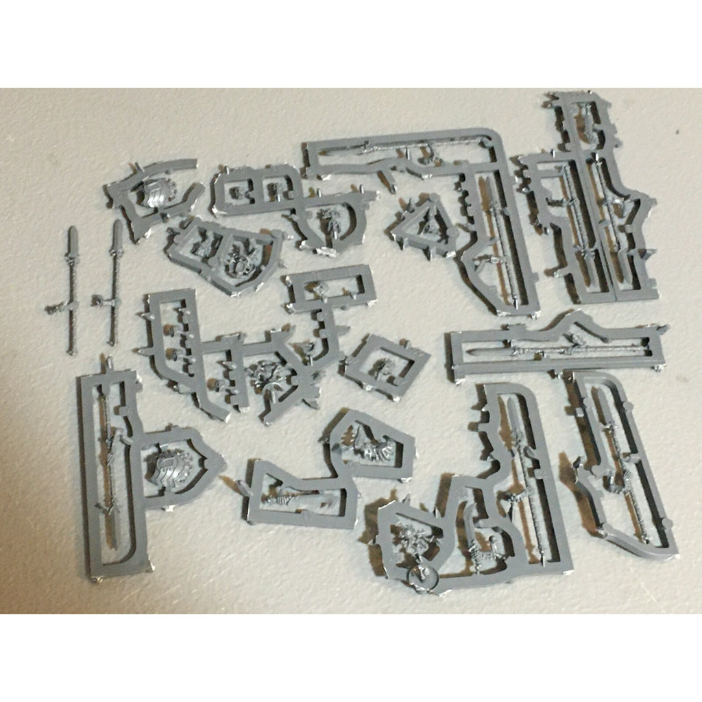 A23594 WARHAMMER AOS OSSIARCH BONEREAPERS BITS ON SPRUE LOT MORTEK GUARD GW