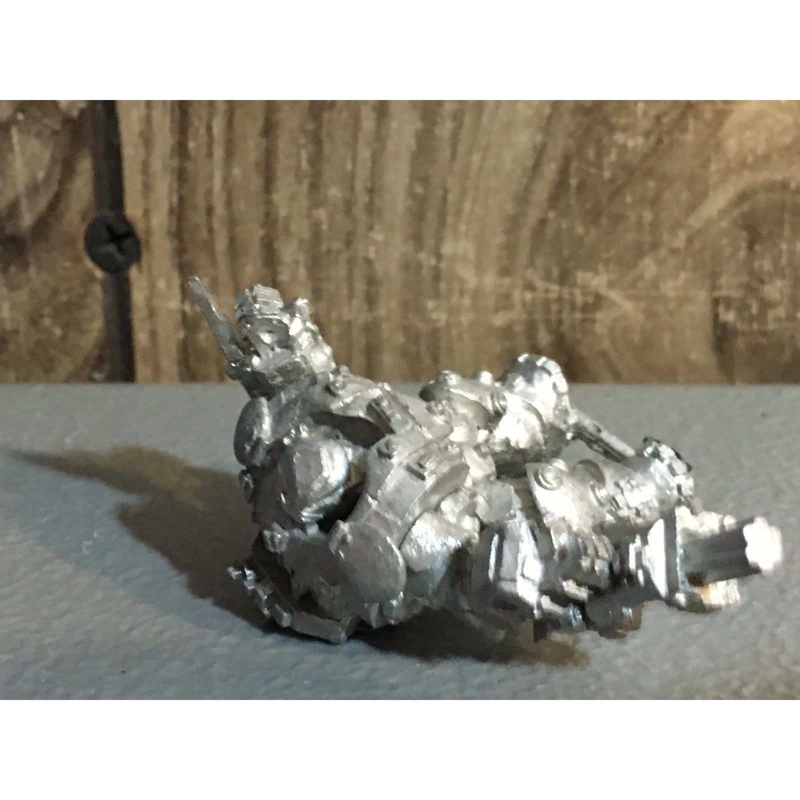 A30058 UNKNOWN METAL TABLE TOP SCI-FI POWER SUIT ARMOR SOLDIER WAR GAMES METAL