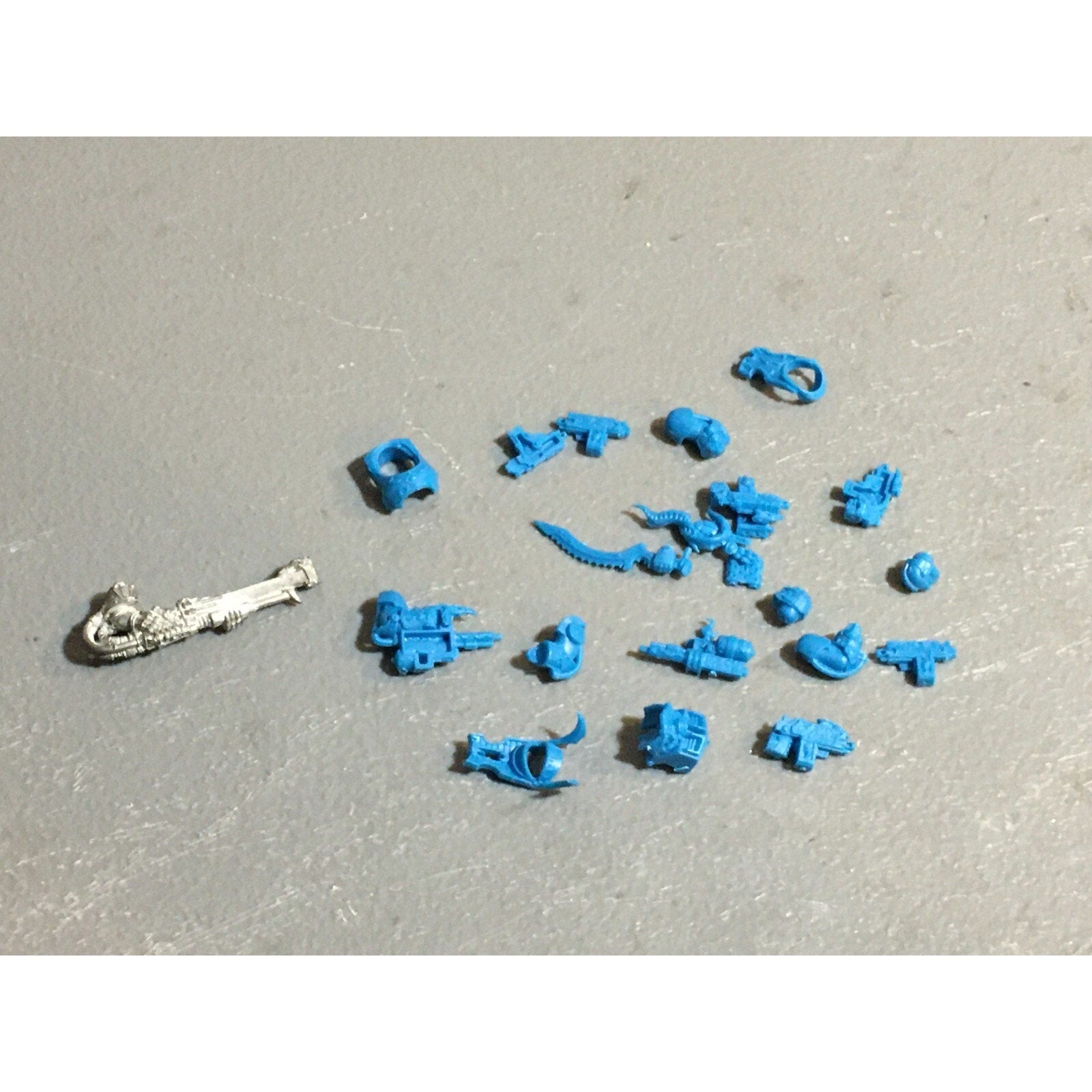 A16775 WARHAMMER 40K CHAOS SPACE MARINES SCARAB OCCULT BITS+ METAL NOISE BLASTER