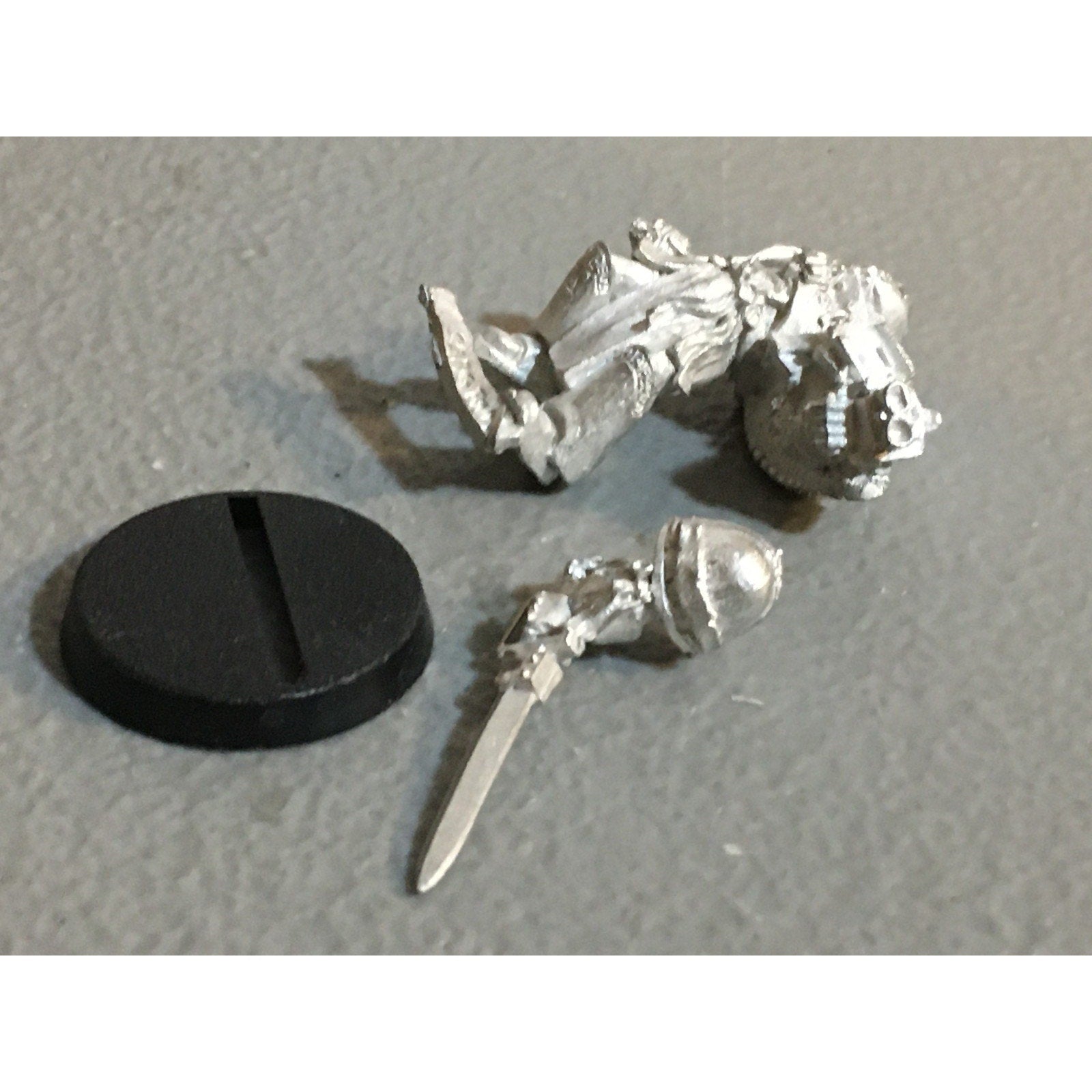 A33832 WARHAMMER 40K SPACE MARINES GREY KNIGHTS METAL JUSTICAR NO BACKPACK GW