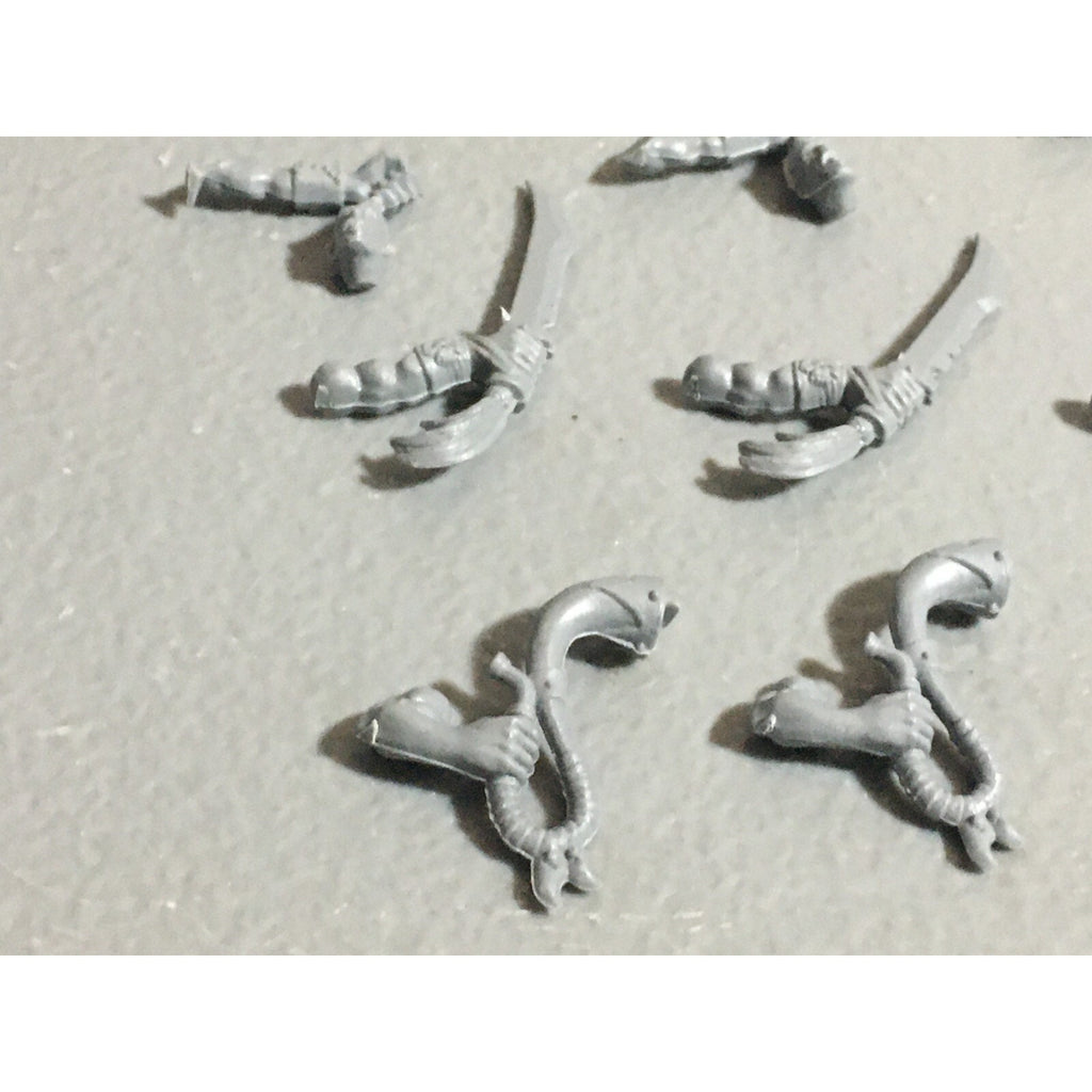 A22629 WARHAMMER FANTASY ORCS & GOBLINS BITS LOT GOBLIN WOLF RIDER ARMS GW