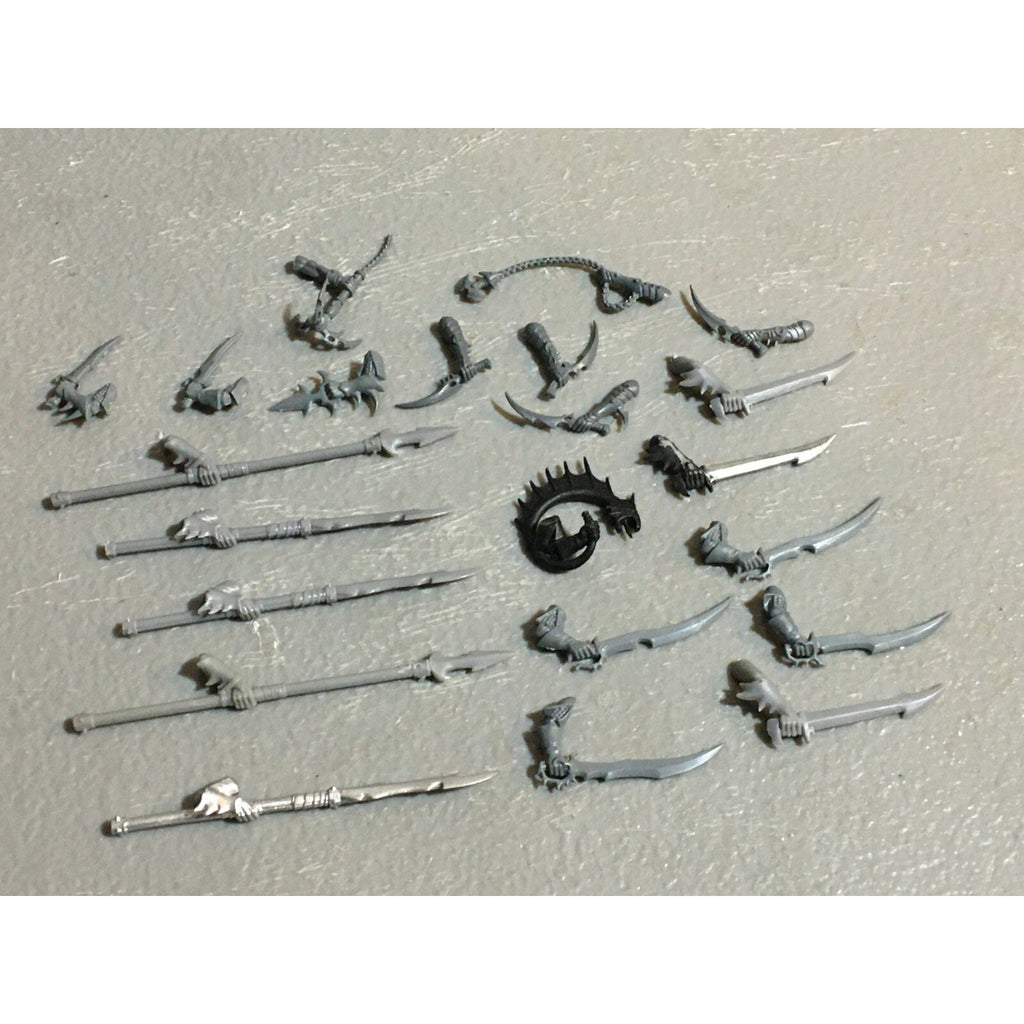A23450 WARHAMMER FANTASY DARK ELVES BITS LOT ARMS SPEARS SWORDS GAMES WORKSHOP