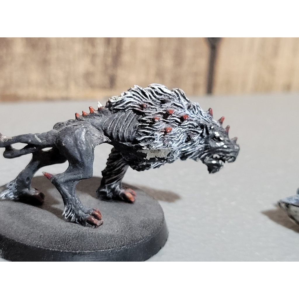 A17893 WARHAMMER FANTASY CHAOS MORTALS WARRIORS METAL WARHOUNDS 2 PK