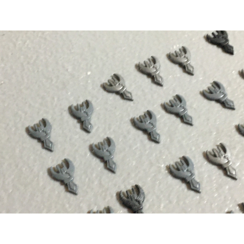 A22057 WARHAMMER FANTASY HIGH ELVES BITS LOT SHIELD ICONS GW GAMES WORKSHOP