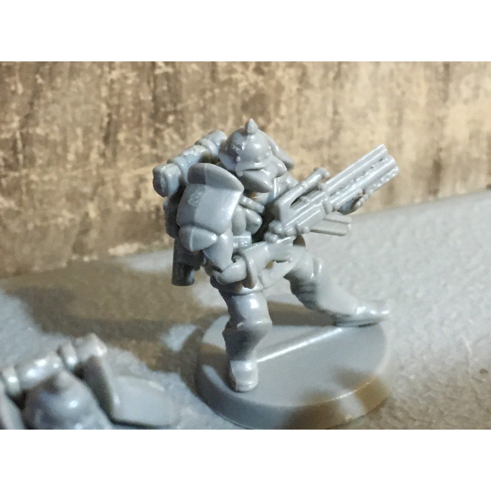 A30060 UNKNOWN TABLE TOP SCI-FI POWER ARMOR SOLDIERS 10 PK WAR GAMES