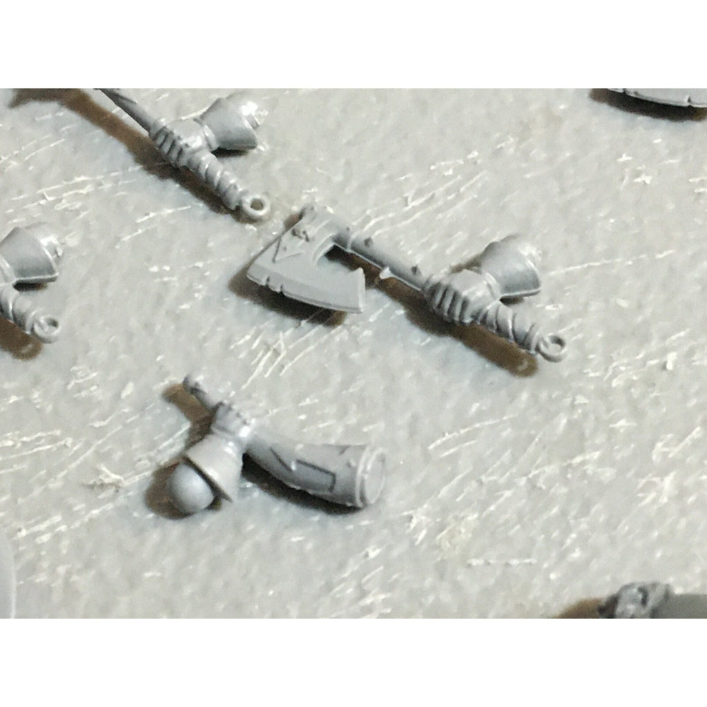A23071 WARHAMMER 40K IG IMPERIAL ASTRA BITS LOT LEGS TANK COMMANDER GW