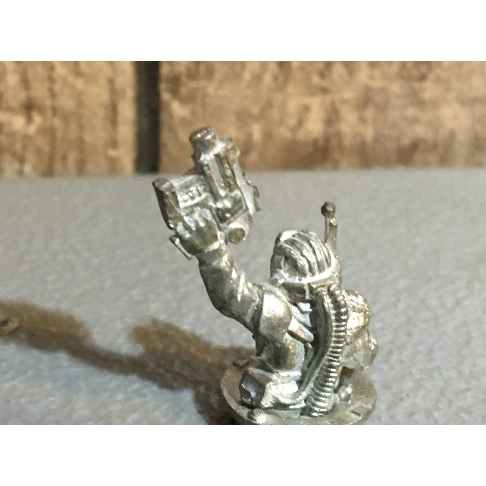 A30897 WARHAMMER 40K IMPERIAL GUARD METAL CLASSIC CHIMERA TANK COMMANDER GW