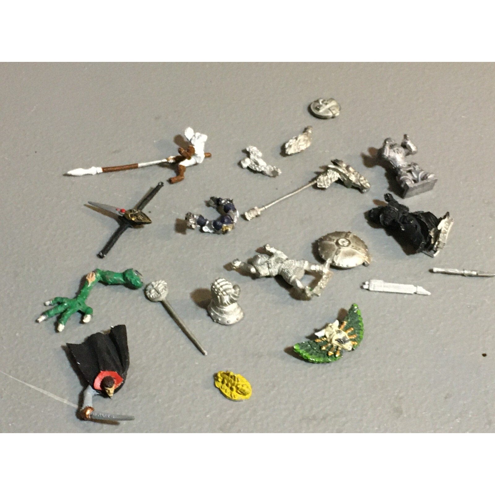 A23523 WARHAMMER FANTASY 40K BITS LOT INCOMPLETE STANDARD RIDER BANNER ELVES