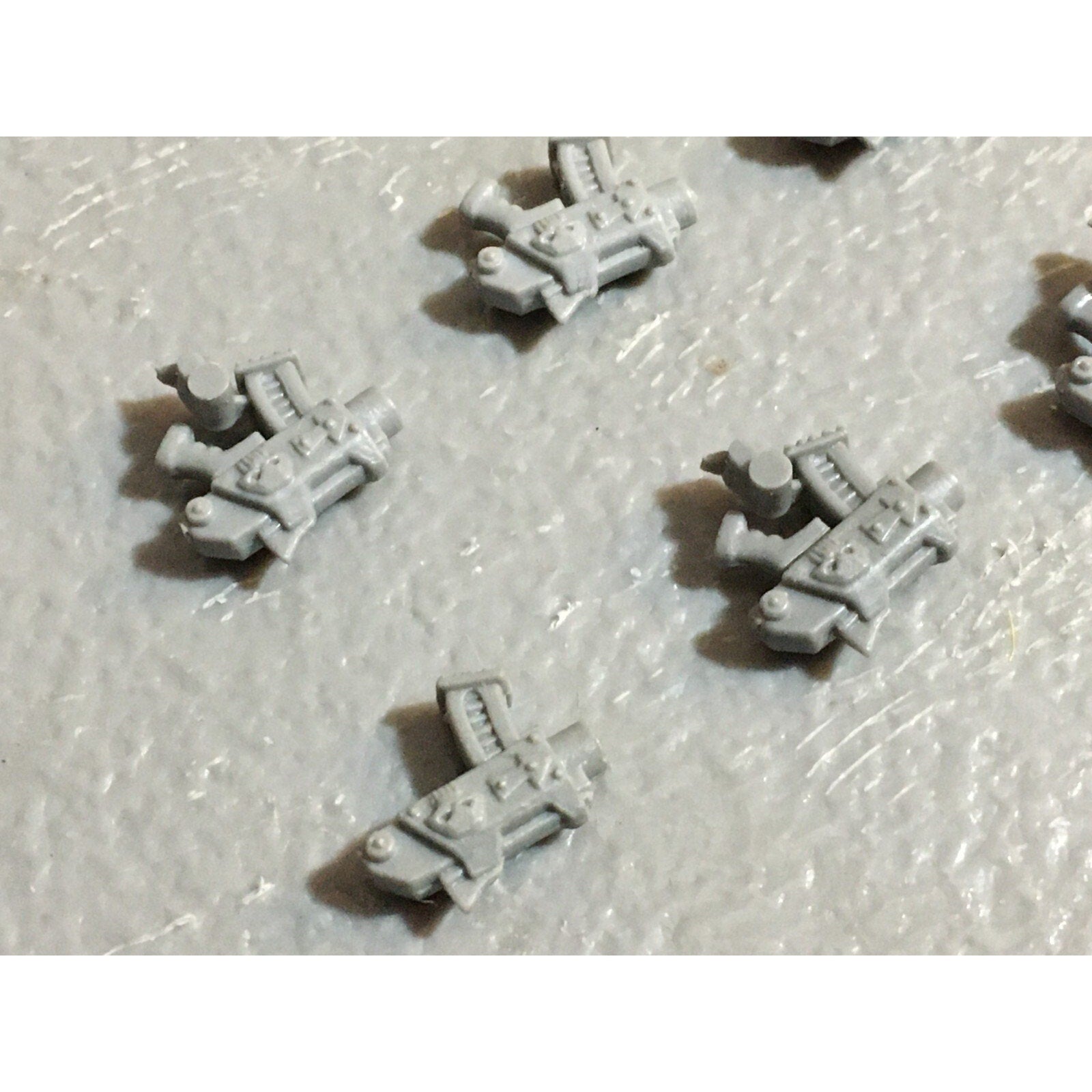 A23144 WARHAMMER 40K CHAOS SPACE MARINES ROGUE TRADER BITS LOT PISTOLS GW