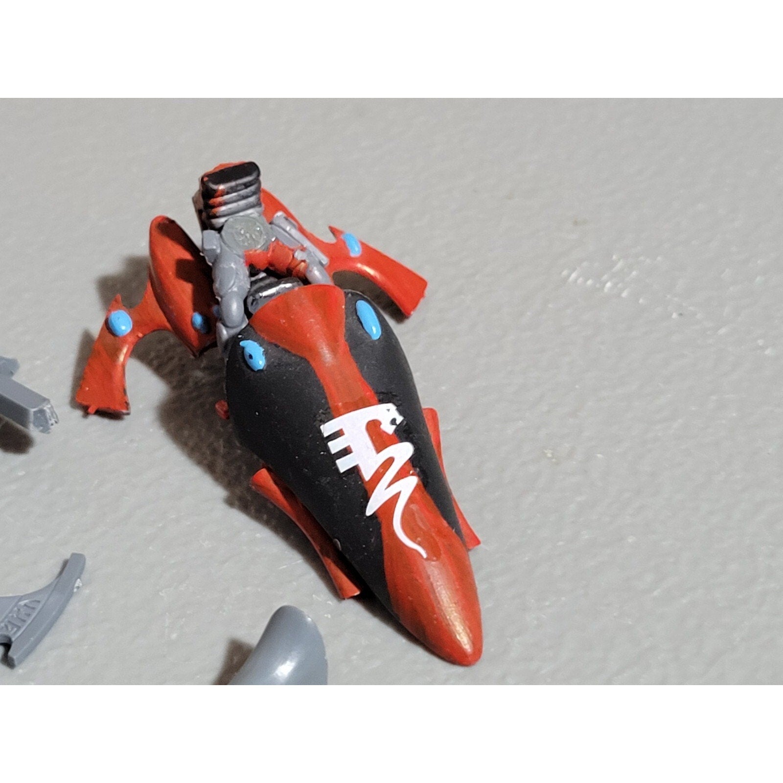 A18536 WARHAMMER 40K ELDAR CRAFTWORLDS BITS & INCOMPLETE LOT