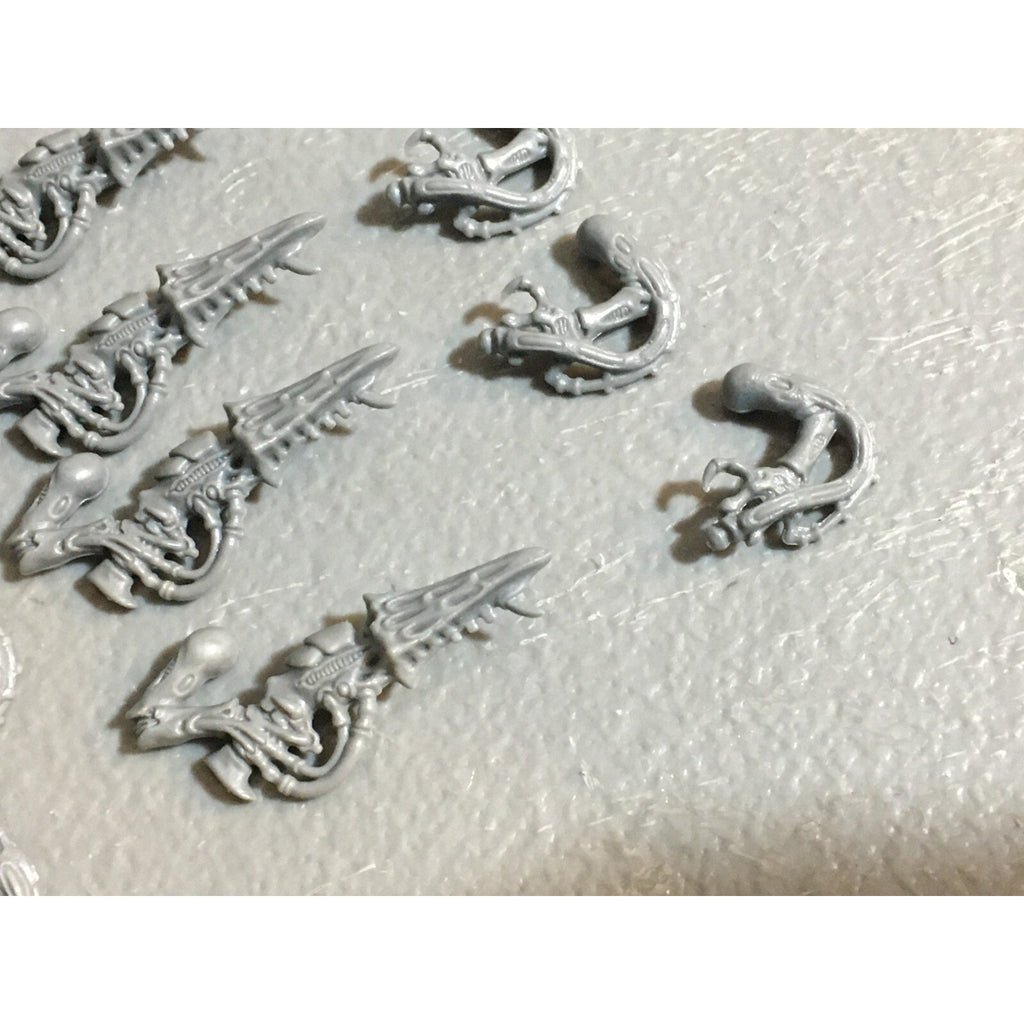A23052 WARHAMMER 40K TYRANIDS BITS LOT DEVOURERS TERMAGANTS GAMES WORKSHOP GW