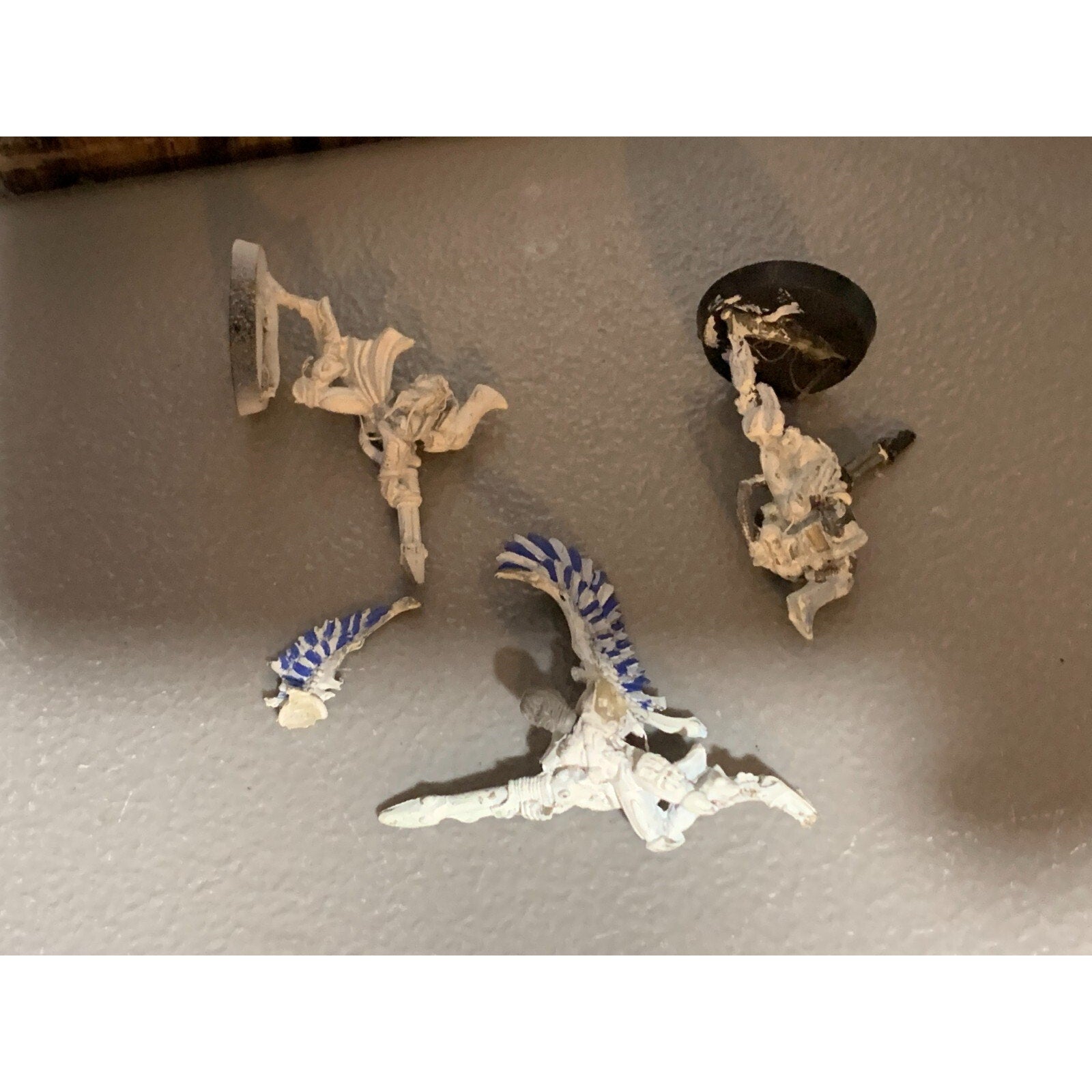 A16741 WARHAMMER 40K ELDAR CRAFTWORLDS METAL SWOOPING HAWKS 3 PACK INCOMPLETE