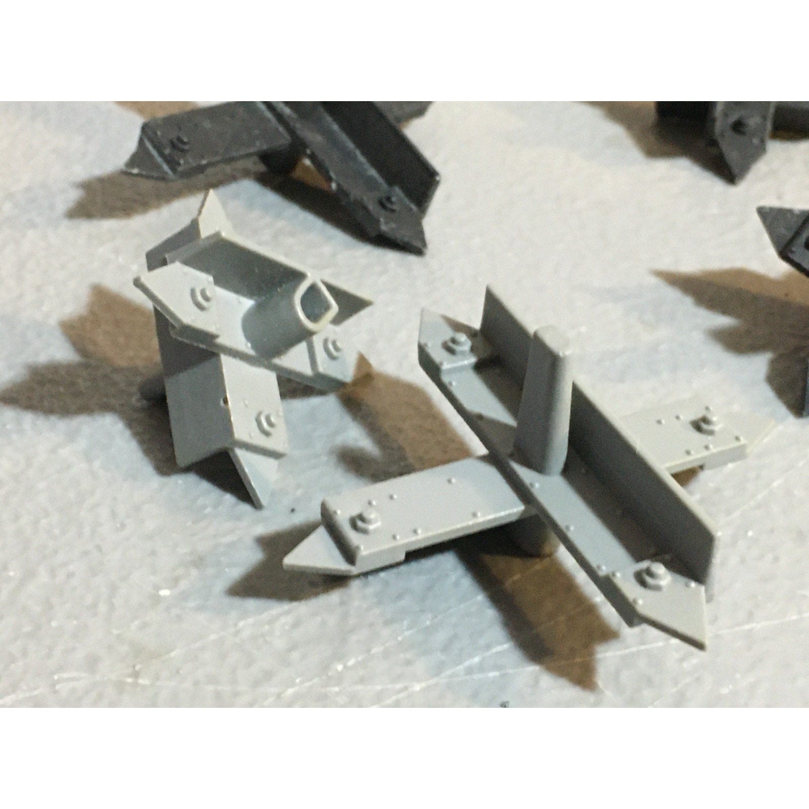 A24509 WARHAMMER 40K SPACE MARINES TERRAIN BITS LOT PYLON BARRICADES GW
