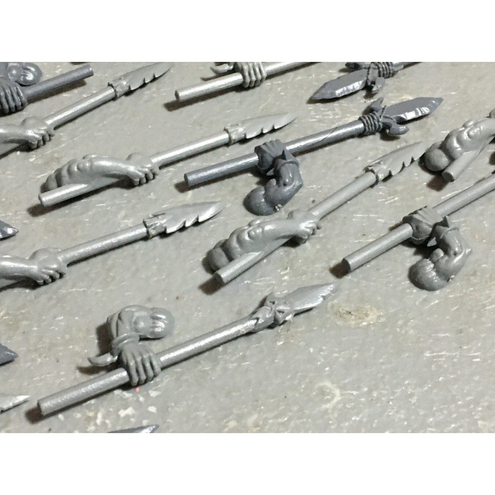 A22609 WARHAMMER FANTASY ORCS & GOBLINS BITS LOT ORC BOYZ SPEARS GAMES WORKSHOP