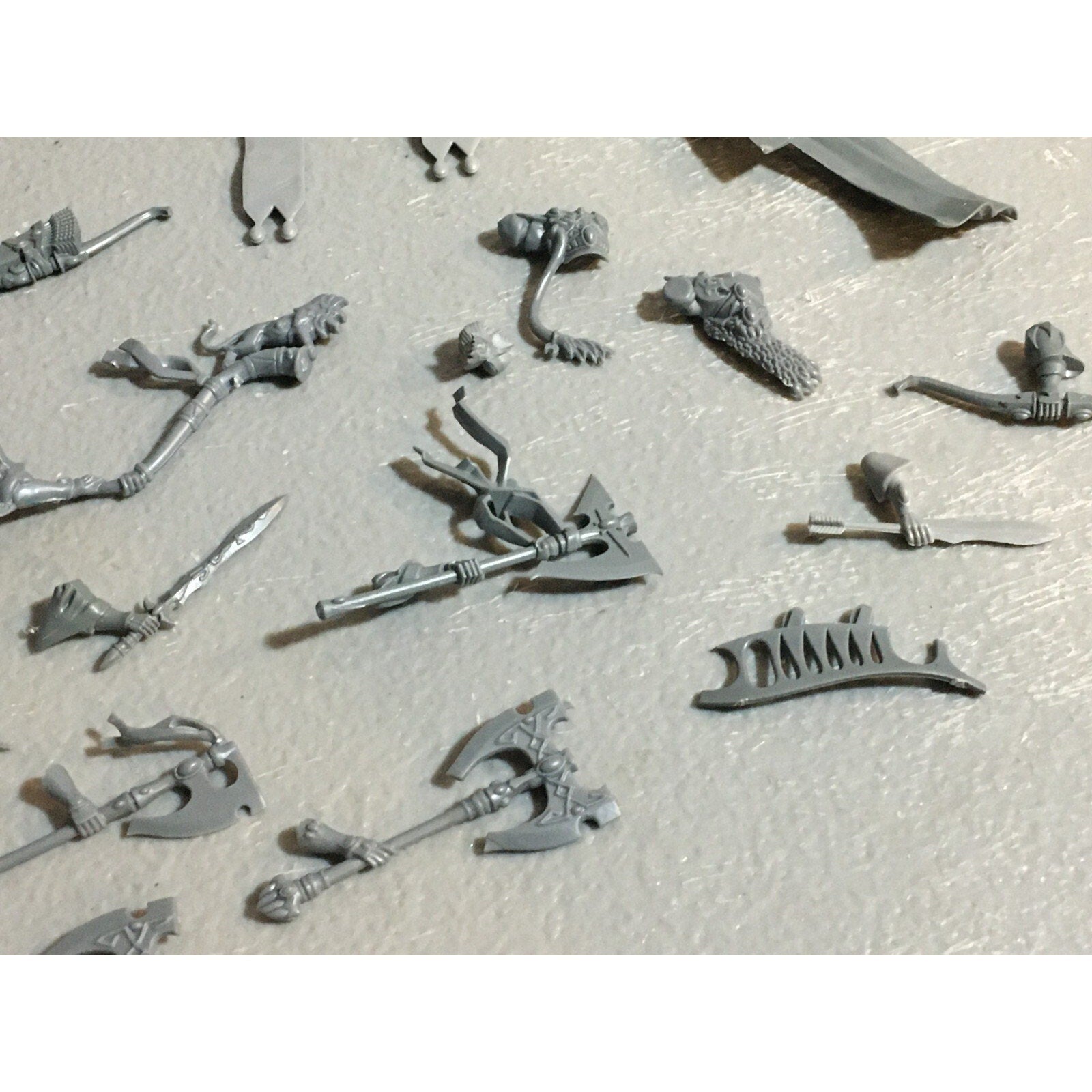 A23431 WARHAMMER FANTASY HIGH ELVES BITS LOT MIXED LIONS LANCE GAMES WORKSHOP GW
