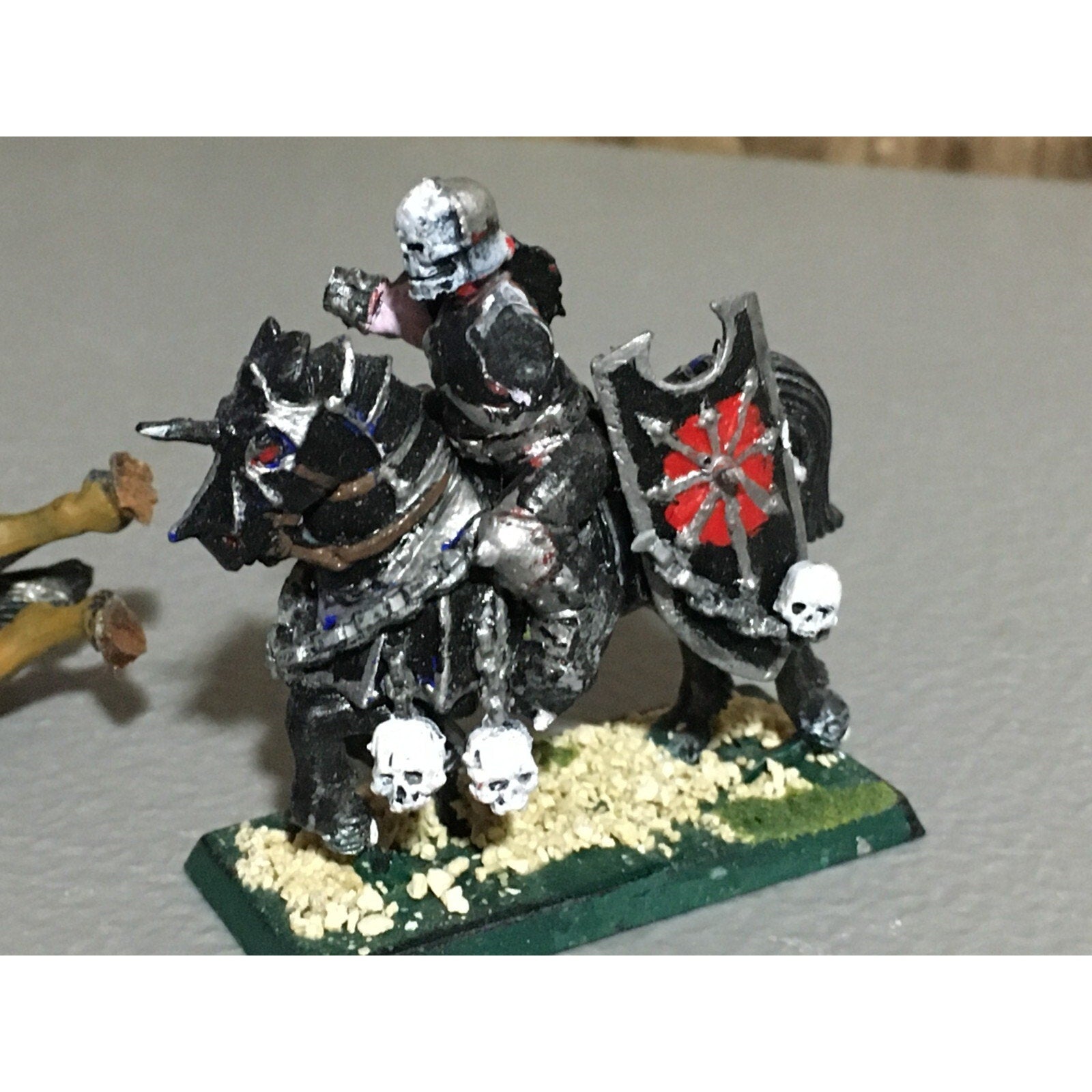 A22416 WARHAMMER FANTASY 40K WARRIORS CHAOS MORTALS HORSES GAMES WORKSHOP GW