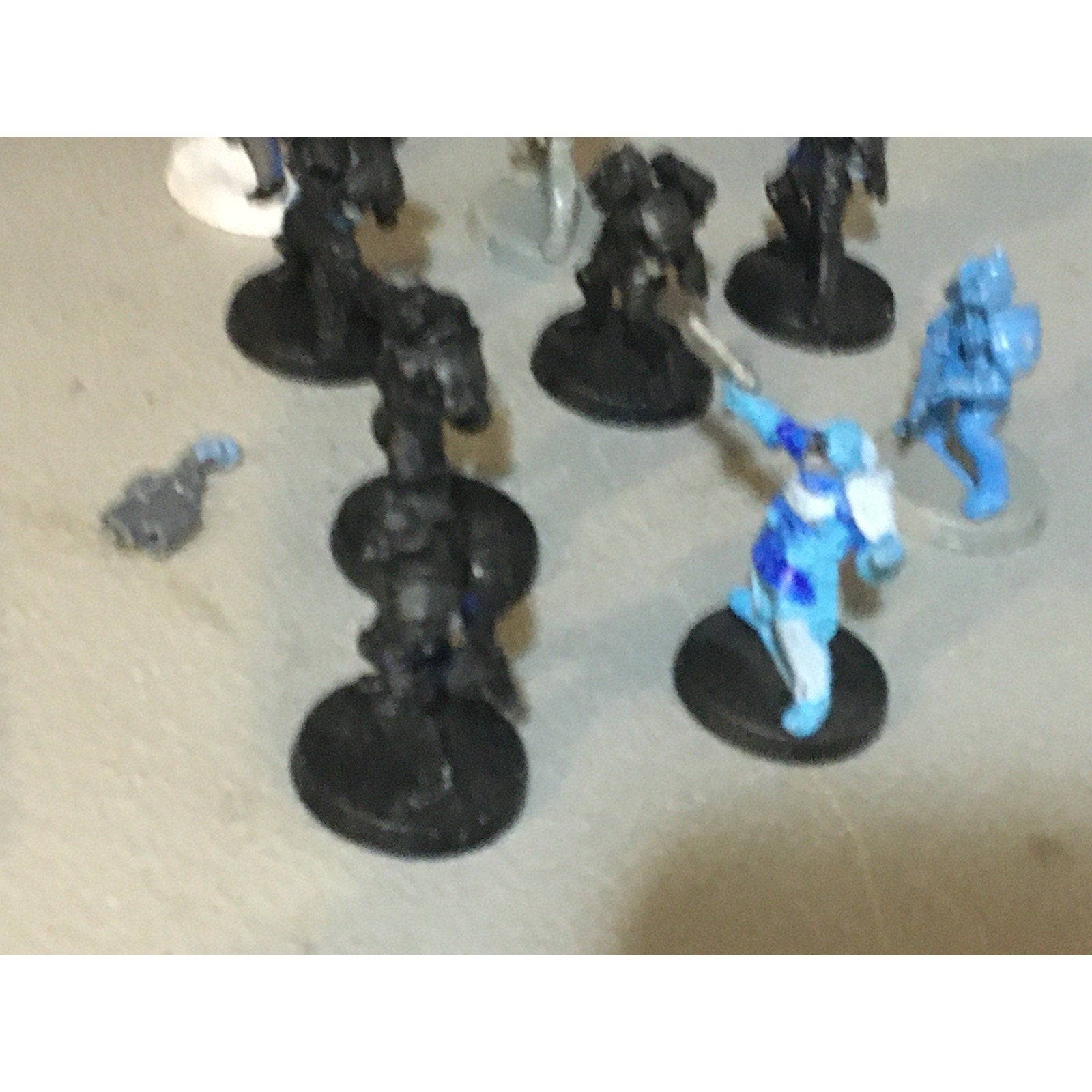 A32585 UNKNOWN PLASTIC MINIATURES BITS & INCOMPLETE LOT SPACE SOLDIER SCI-FI