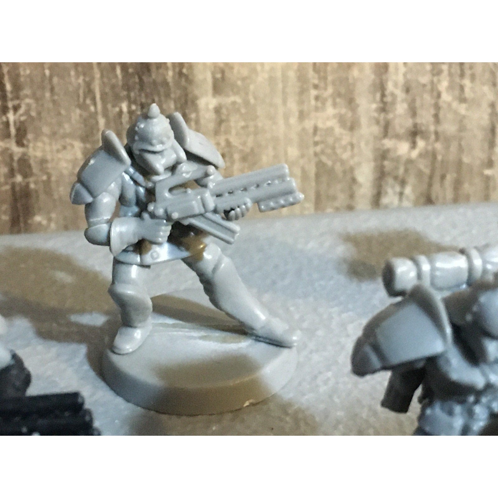 A30065 UNKNOWN TABLE TOP SCI-FI POWER ARMOR SOLDIERS 11 PK INCOMPLETE WAR GAMES