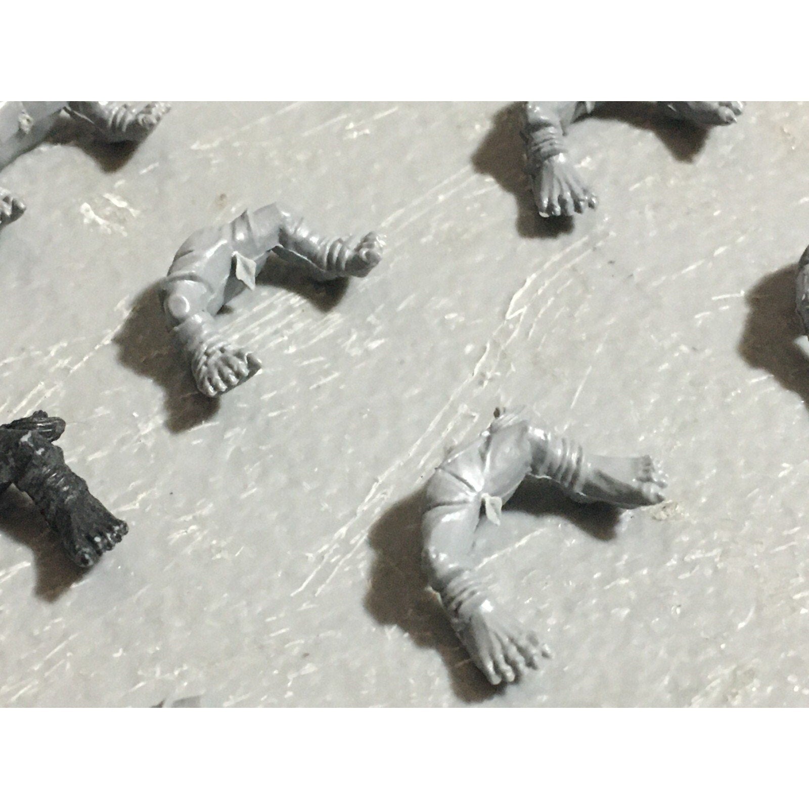 A22627 WARHAMMER FANTASY ORCS & GOBLINS BITS LOT GOBLIN WOLF RIDER LEGS GW