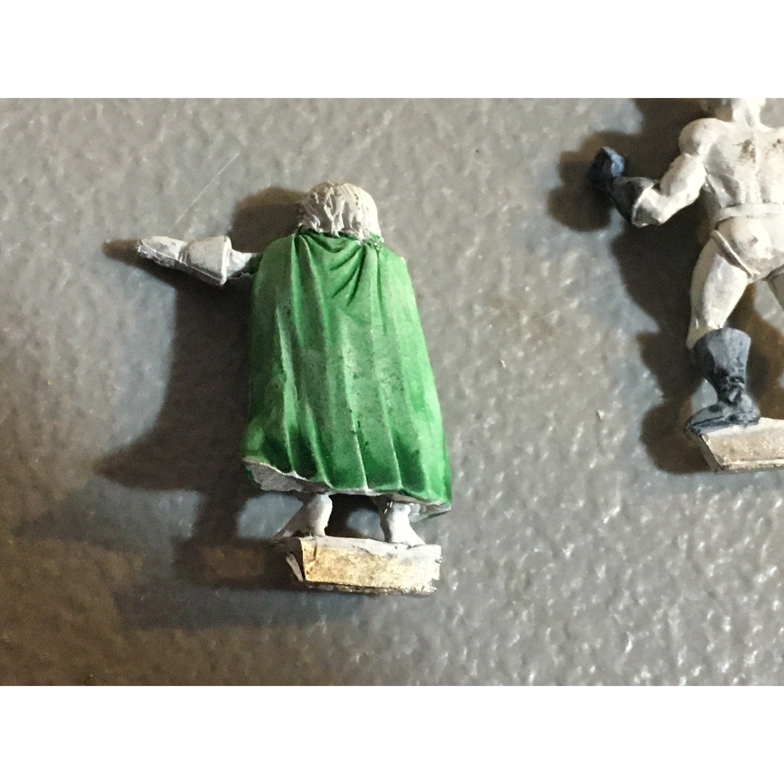 A32083 UNKNOWN METAL SUPERHERO 2 PK MALE FEMALE TABLE TOP WAR GAMES RPG
