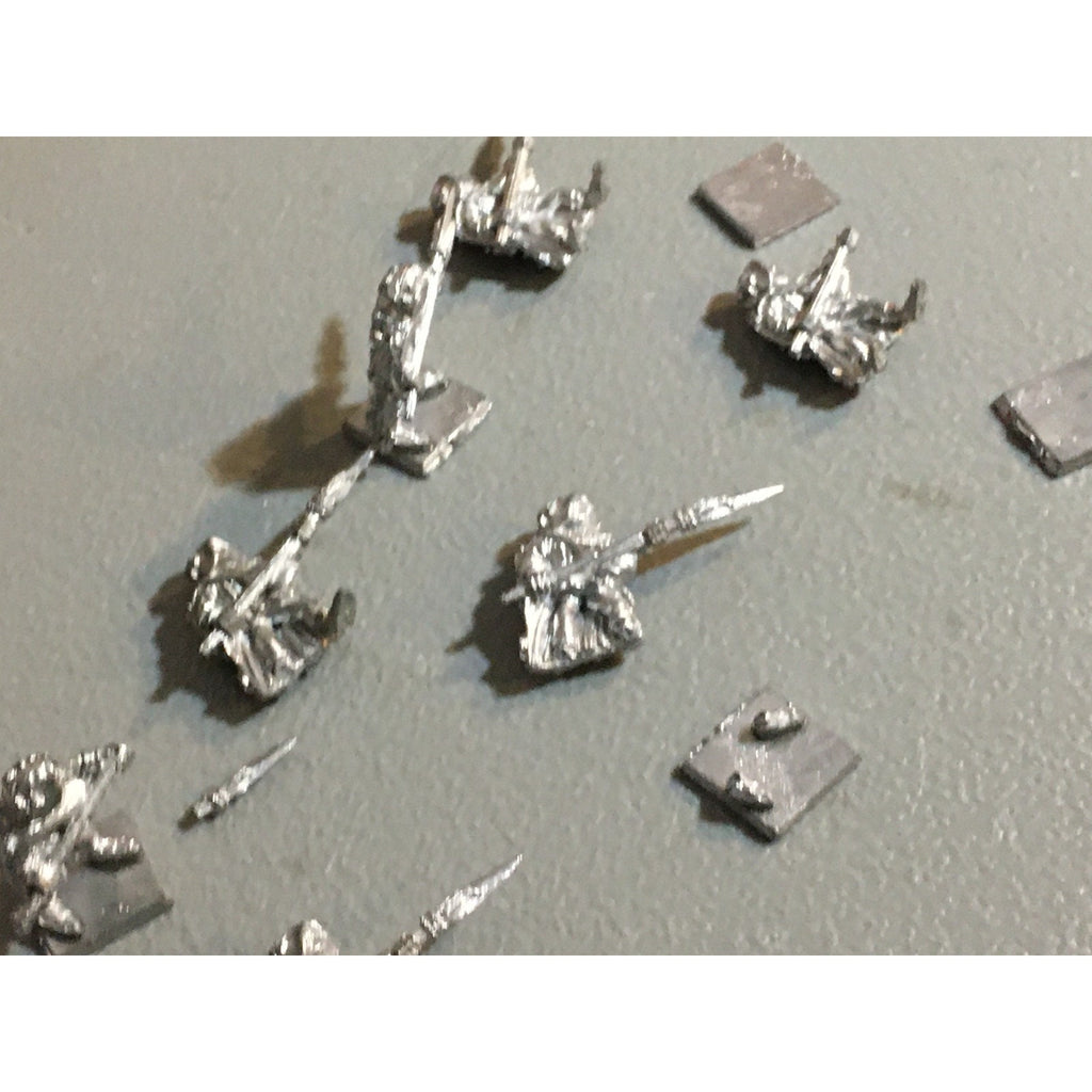 A24879 UNKNOWN METAL MINIATURES TABLETOP WARGAMES 8 PK HUMAN SPEARMEN