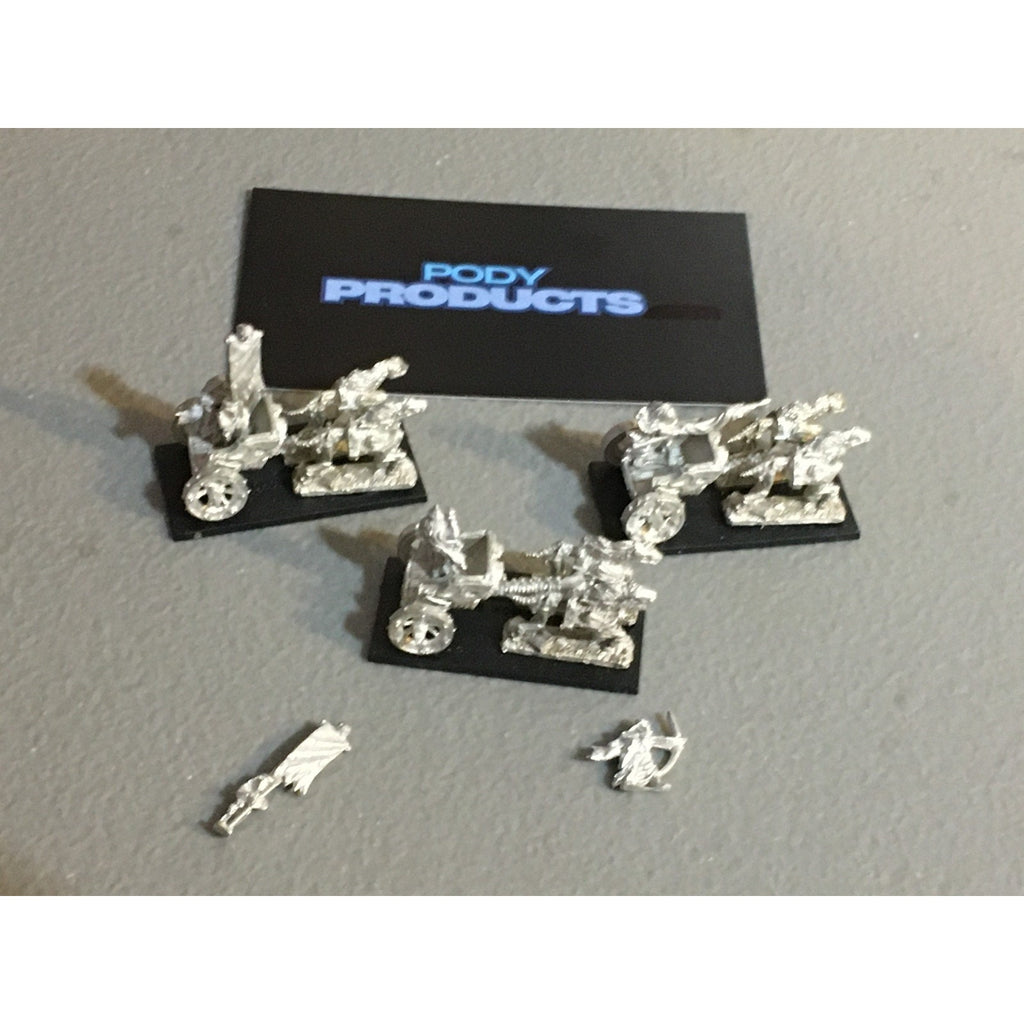 A33668 WARHAMMER WARMASTER UNDEAD METAL CHARIOTS GW GAMES WORKSHOP
