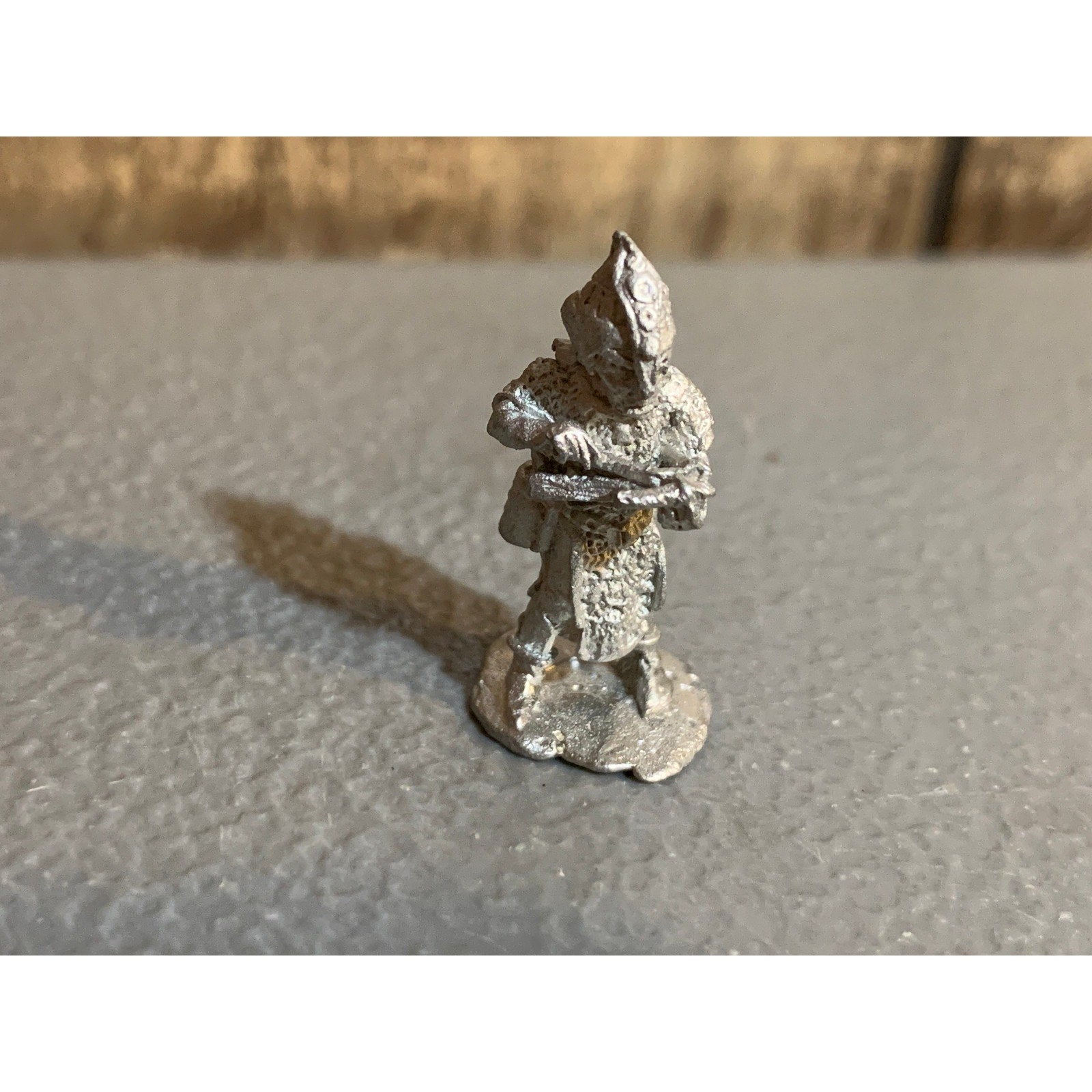 A30698 1ST ED CITADEL WARHAMMER DARK ELF METAL YASL SPRITESLAYER W/ CROSSBOW