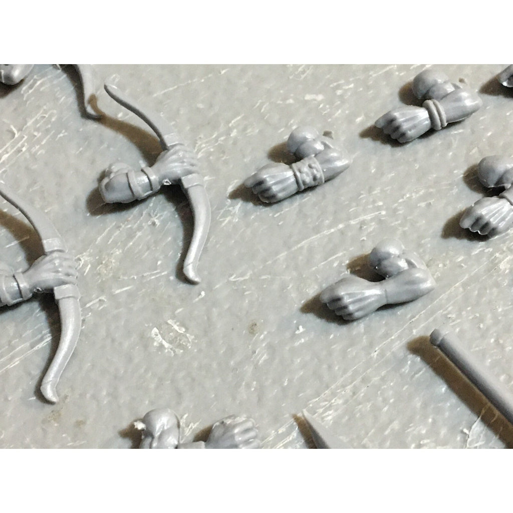 A23393 WARHAMMER FANTASY ORCS & GOBLINS BITS LOT WOLF RIDERS ARMS GW