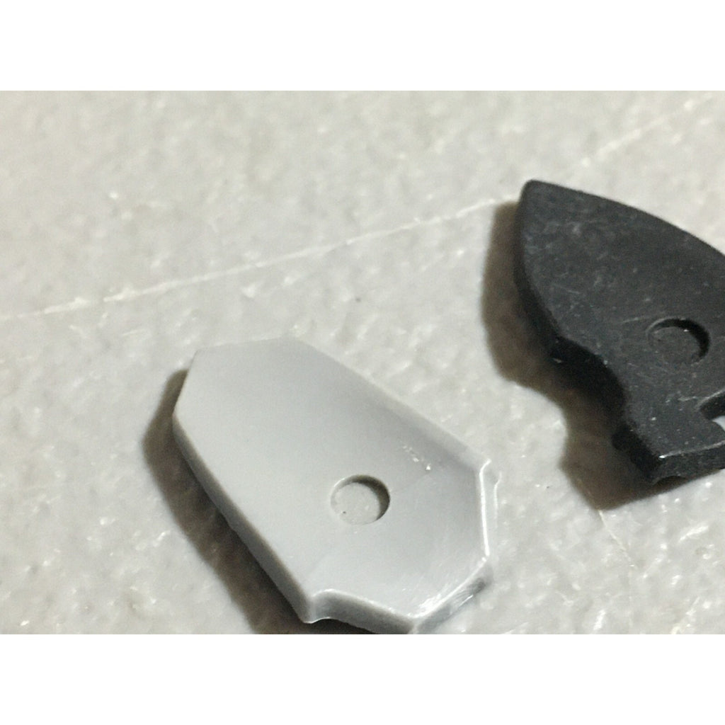 A22248 WARHAMMER FANTASY CHAOS MORTALS BITS LOT WARRIORS KNIGHTS SHIELDS GW OOP