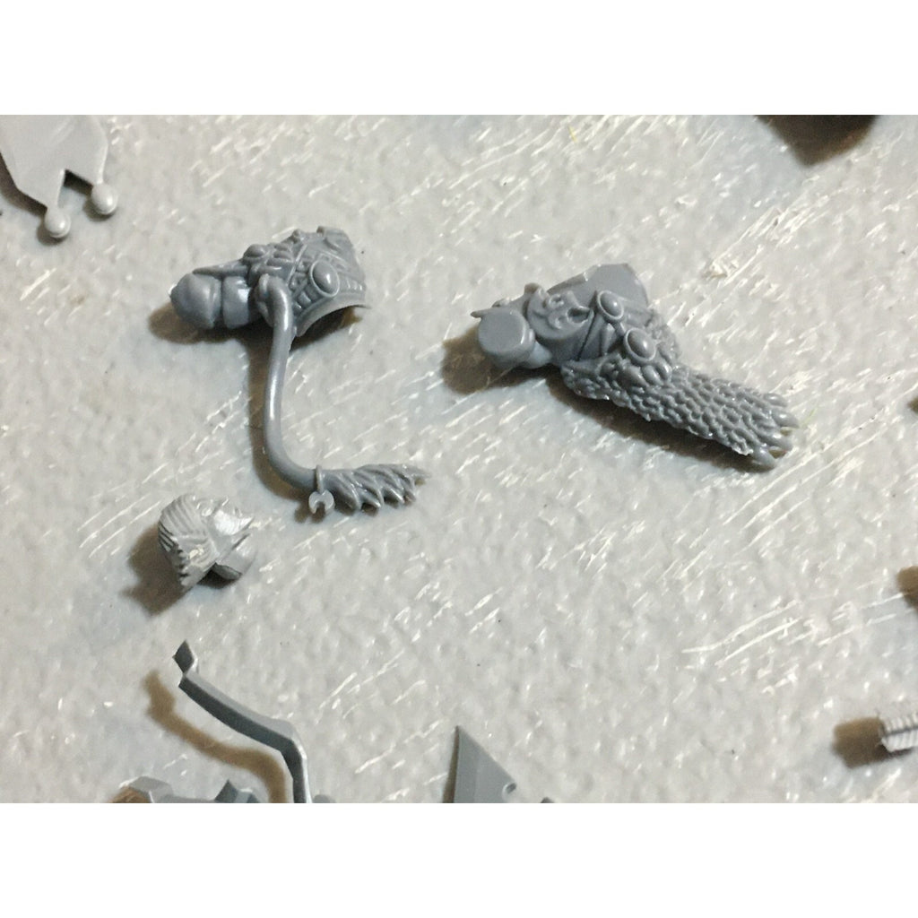 A23431 WARHAMMER FANTASY HIGH ELVES BITS LOT MIXED LIONS LANCE GAMES WORKSHOP GW