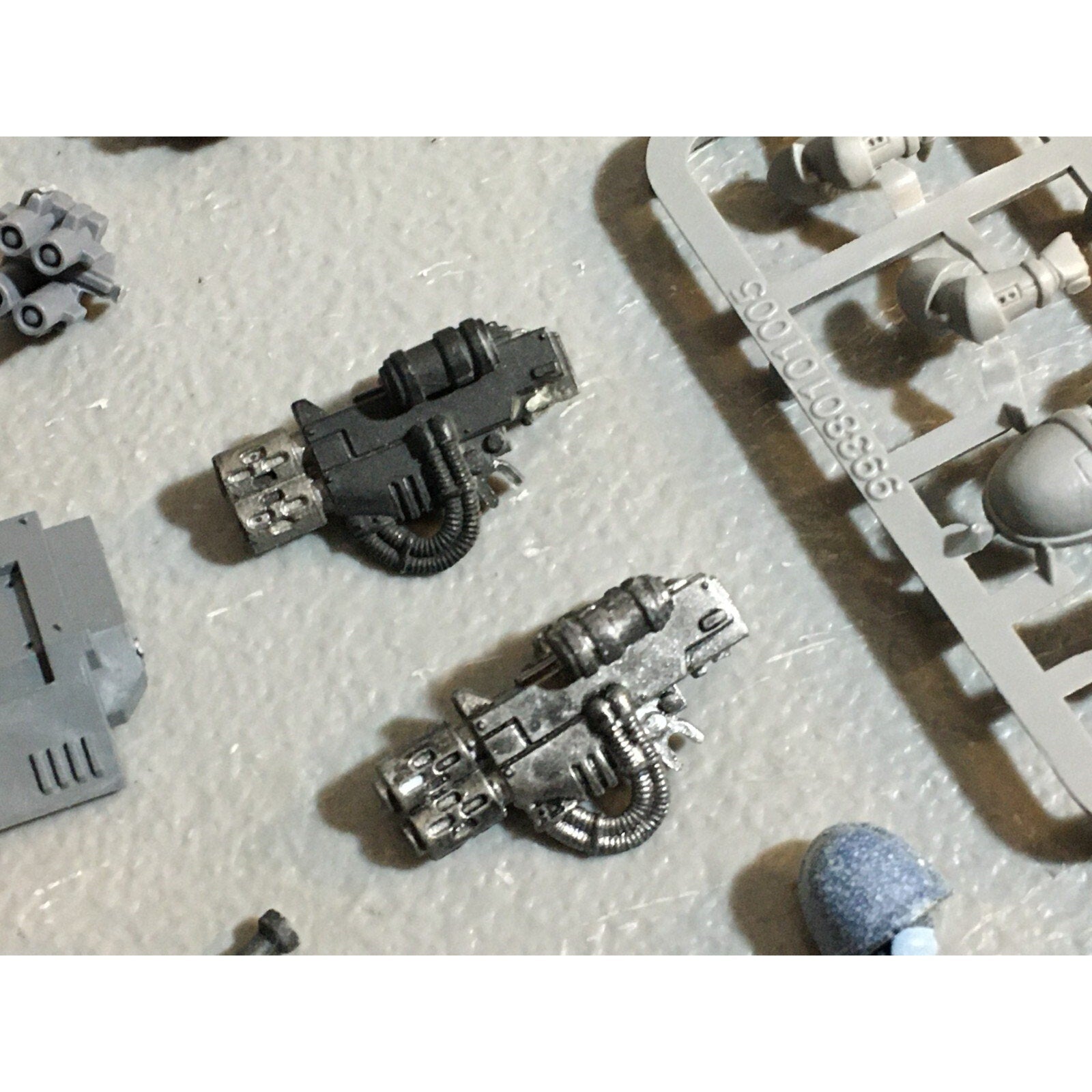 A23263 WARHAMMER 40K SPACE MARINES BITS LOT VEHICLE BIKE SPEEDER GAMES WORKSHOP