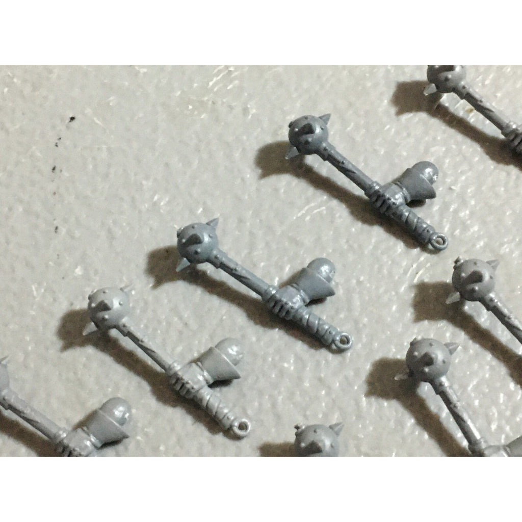 A22217 WARHAMMER FANTASY CHAOS MORTALS BITS LOT MACE HANDS GAMES WORKSHOP