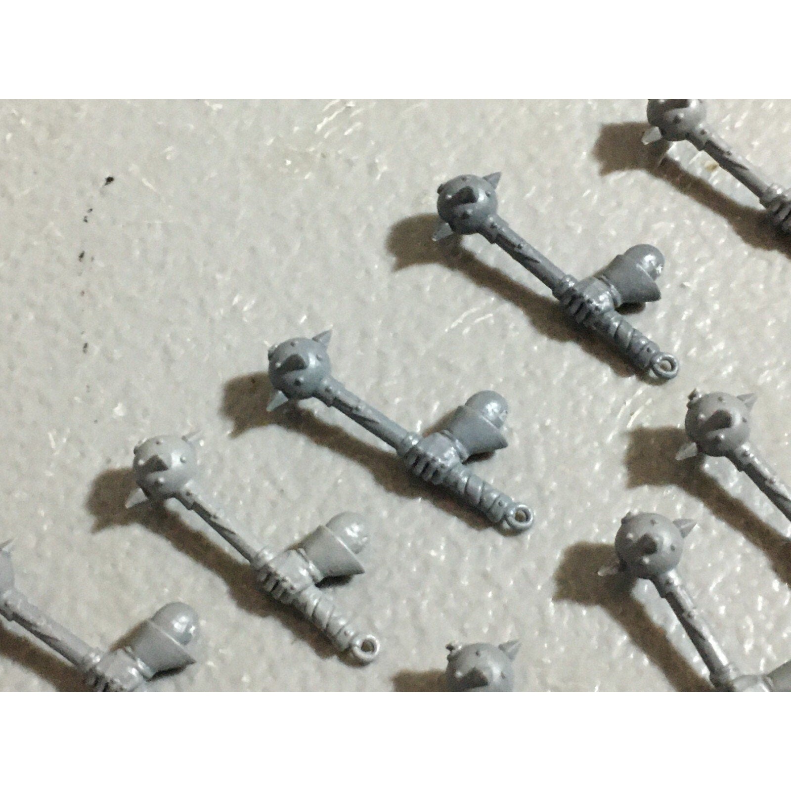 A22217 WARHAMMER FANTASY CHAOS MORTALS BITS LOT MACE HANDS GAMES WORKSHOP