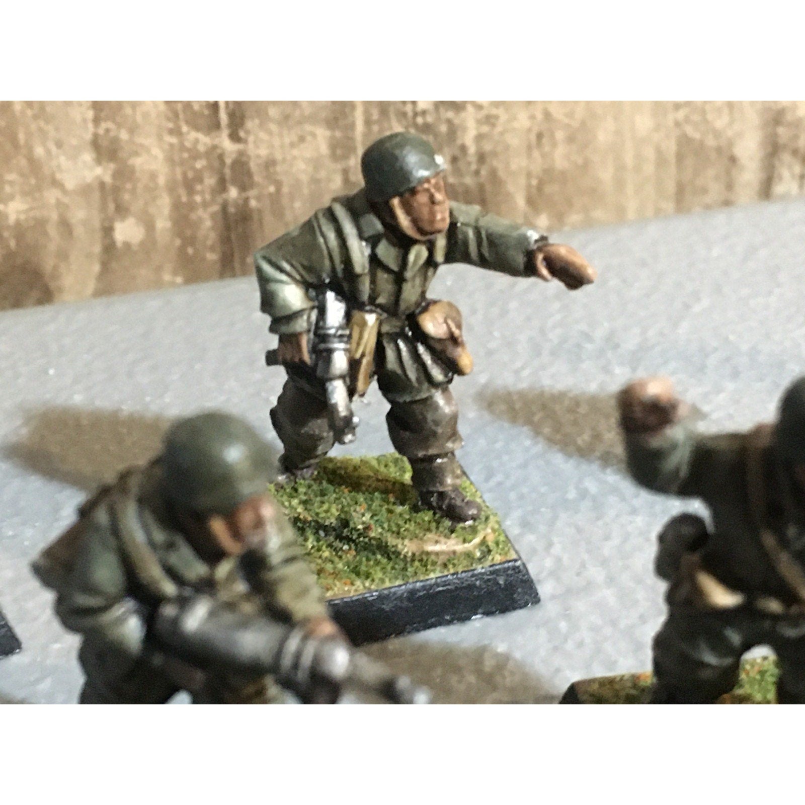 A30867 UNKNOWN METAL MINIATURES SOLDIERS INFANTRY WWII? WWI? TABLE TOP WAR GAMES