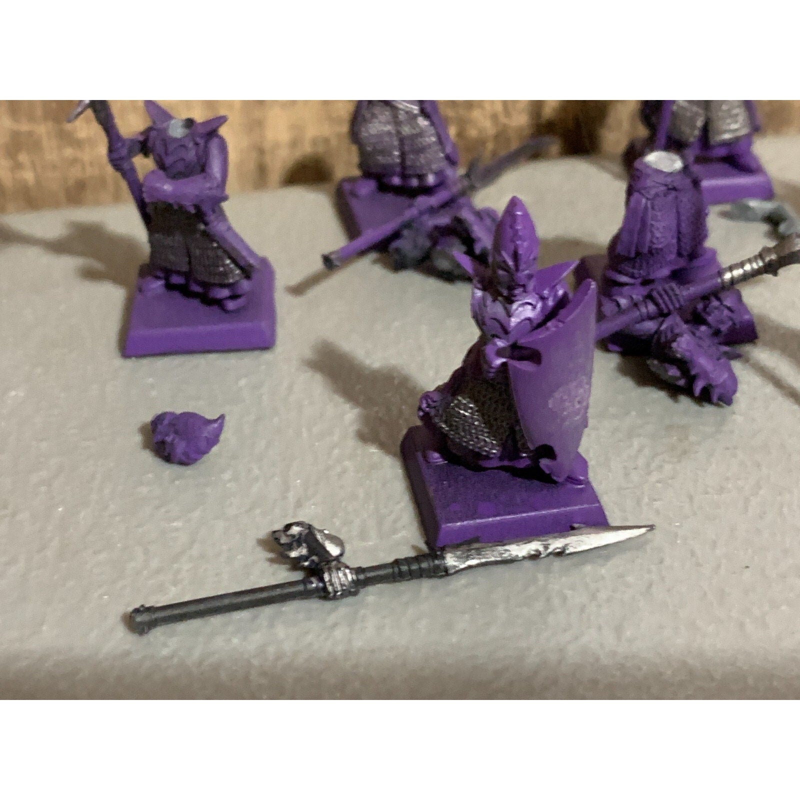 A16903 WARHAMMER AOS FANTASY DARK ELVES SPEARMEN 10 PACK MISS 2 SHIELDS GW