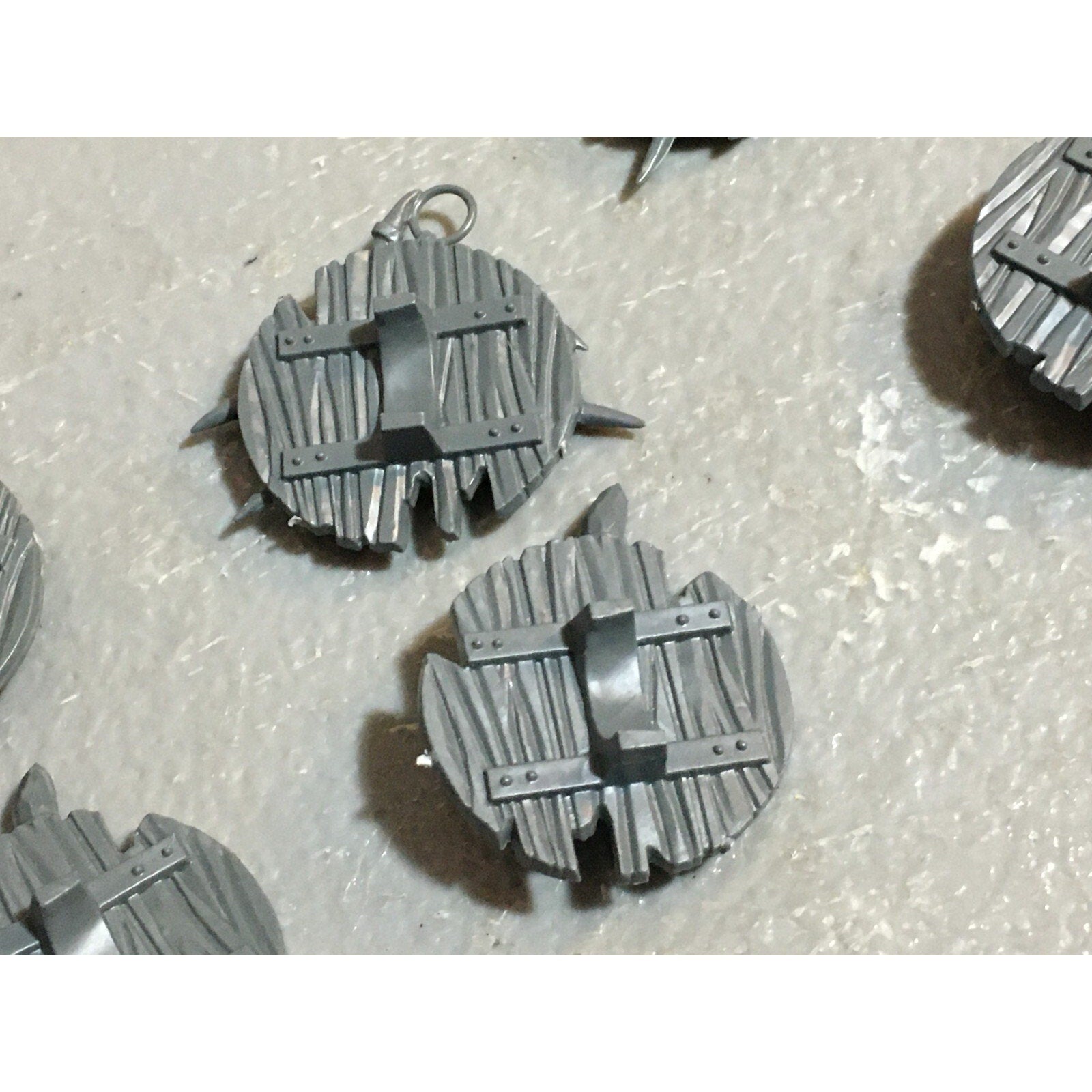 A23162 WARHAMMER FANTASY CHAOS BEASTMEN BITS LOT MINOTAUR SHIELDS GAMES WORKSHOP
