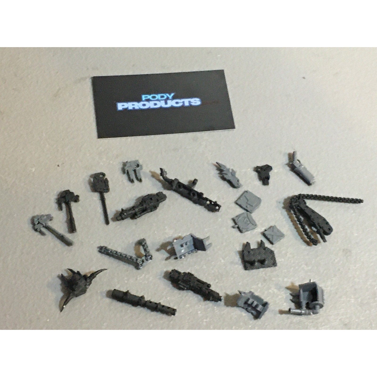 A33587 WARHAMMER 40K SPACE ORKS BITS LOT MIXED TANK POLE ICON GW