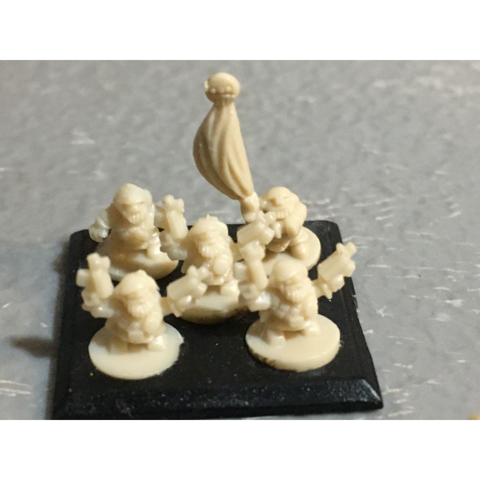 A24536 EPIC 40K SQUAT WARRIORS 4 BASES GAMES WORKSHOP WARHAMMER GW