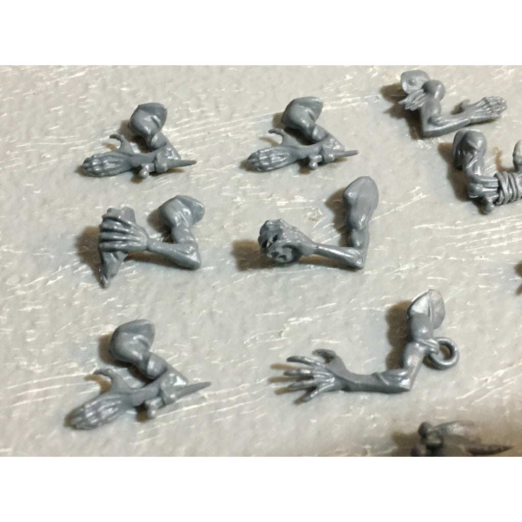 A23456 WARHAMMER FANTASY VAMPIRE COUNTS UNDEAD BITS LOT GHOUL ARMS GW