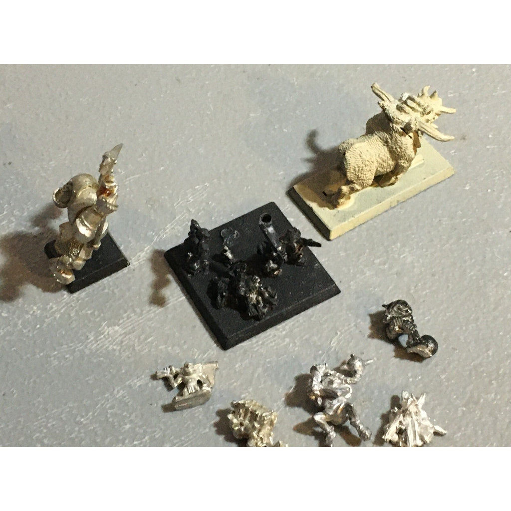 A21033 WARHAMMER FANTASY ORCS & GOBLINS METAL SNOTLING BLACK ORC BOAR