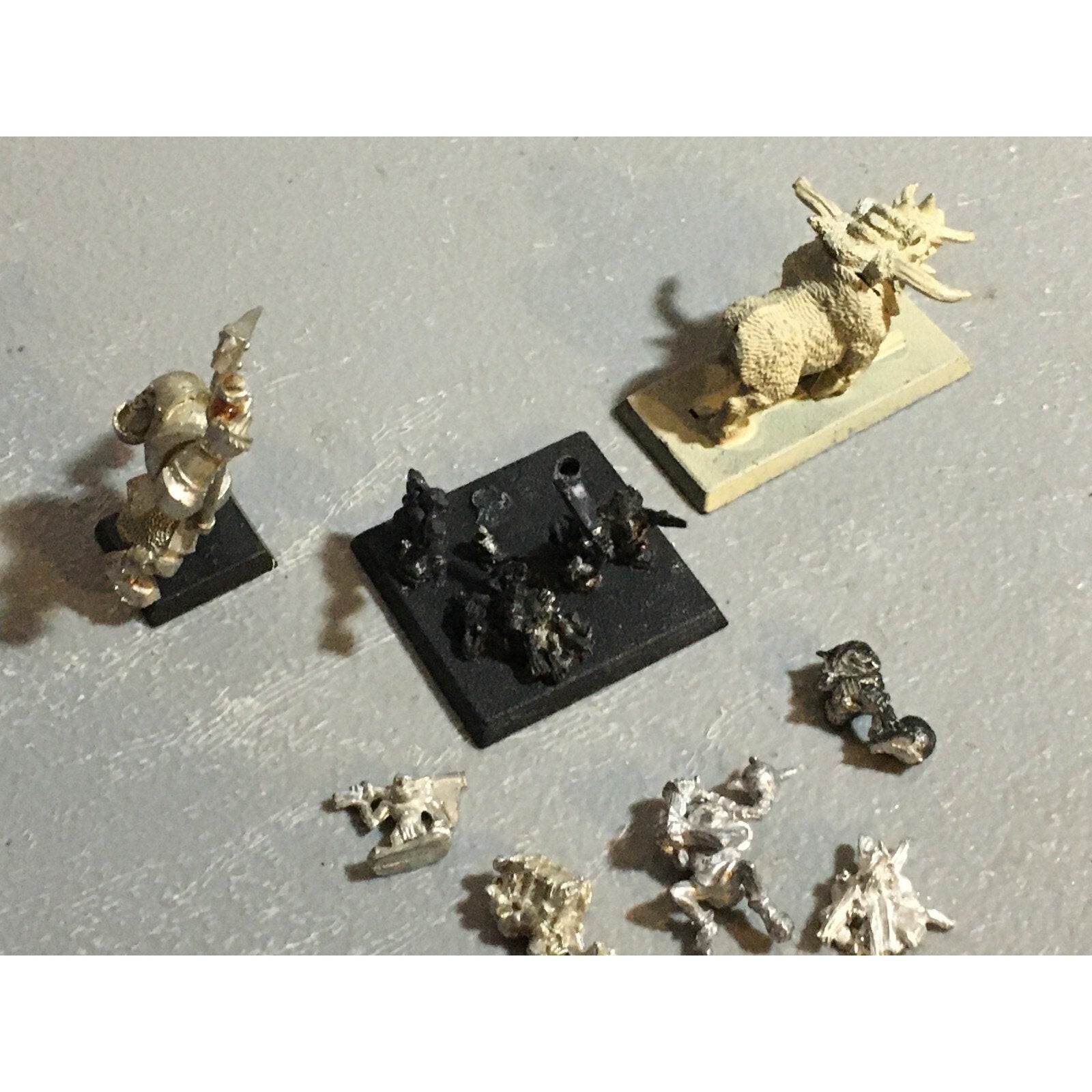 A21033 WARHAMMER FANTASY ORCS & GOBLINS METAL SNOTLING BLACK ORC BOAR